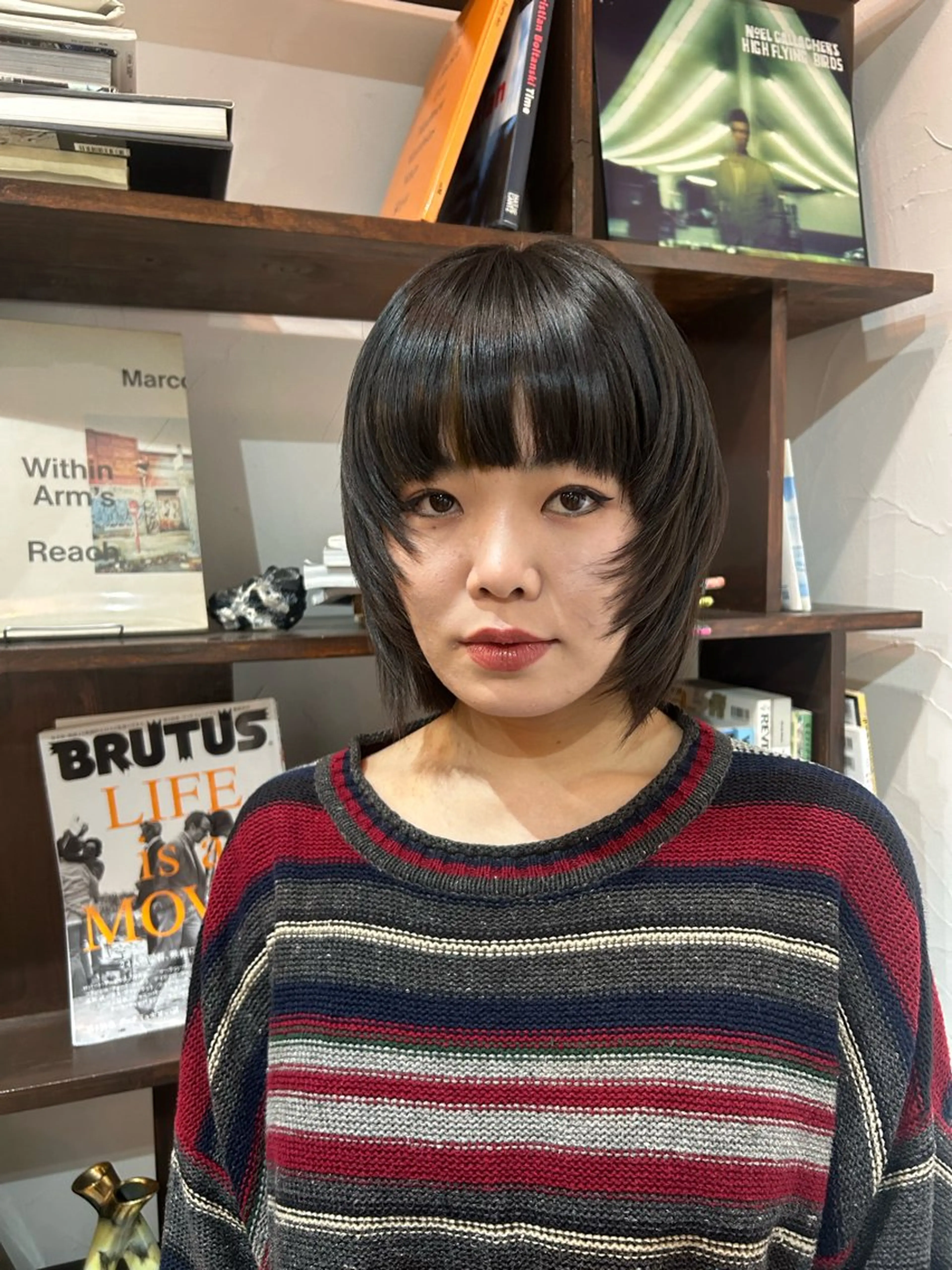 ショート 顔まわりレイヤー レイヤーカット カット トリートメント MOMOKA💫 YARD【学芸大学】のヘアスタイル