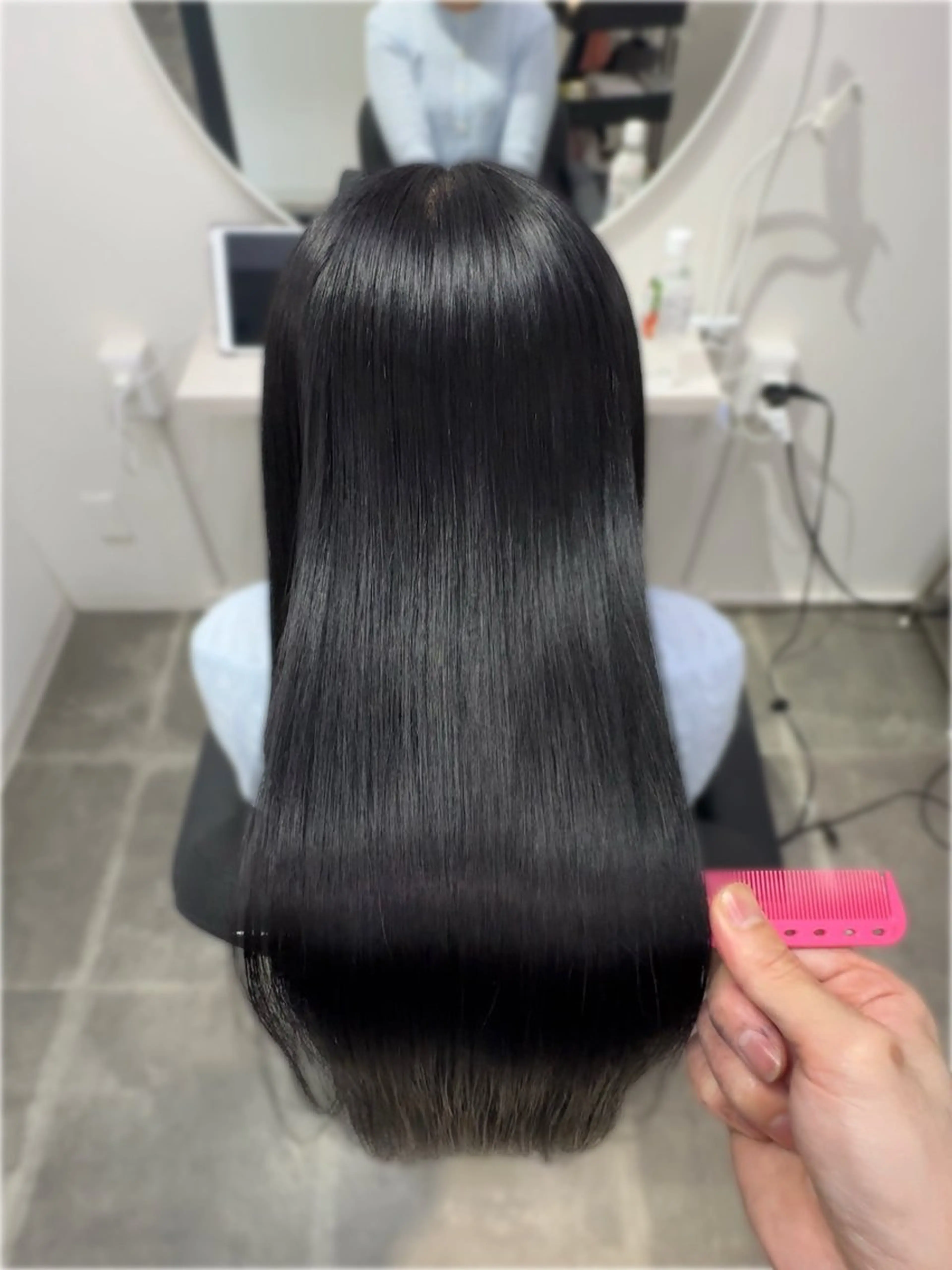 ロング カラー カット ヘアカラー 縮毛矯正 トリートメント YUZU🎀顔まわり ×レイヤーカットのヘアスタイル