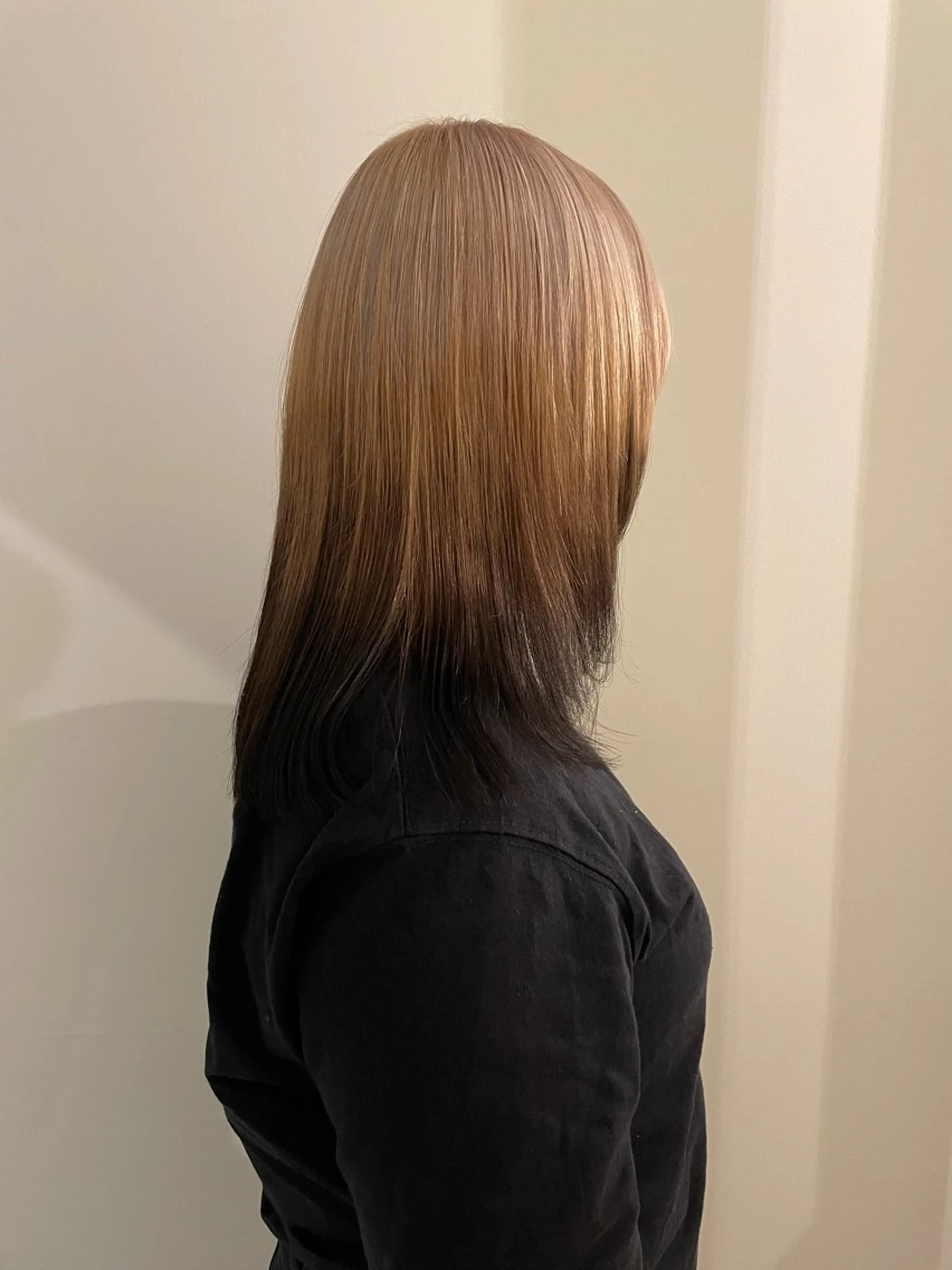 ミディアム カラー デザインカラー カット ヘアカラー トリートメント 渋谷 留菜のヘアスタイル