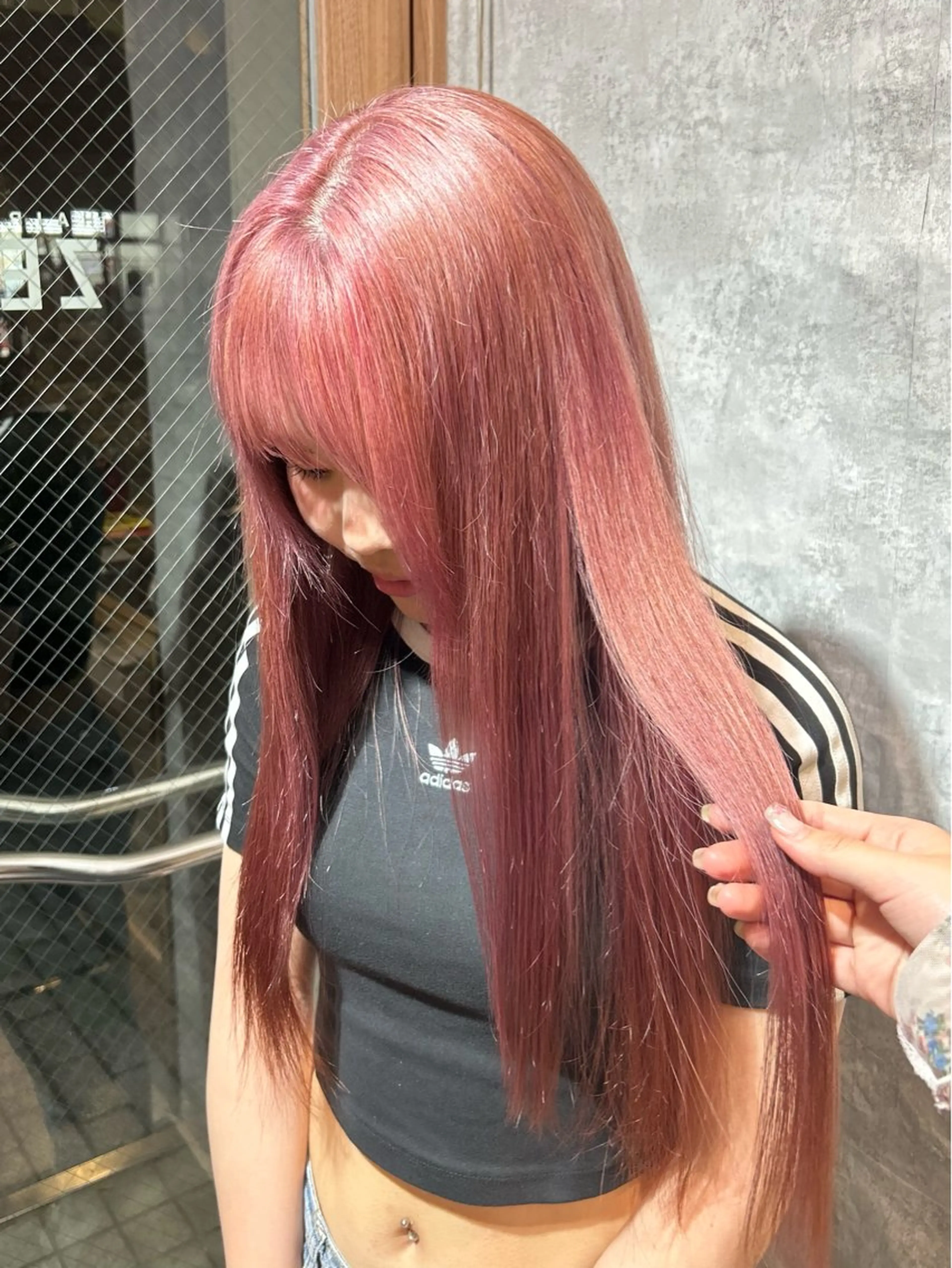 ロング カラー ブリーチ ピンクカラー ヘアカラー レイヤー/nail COCOROのヘアスタイル