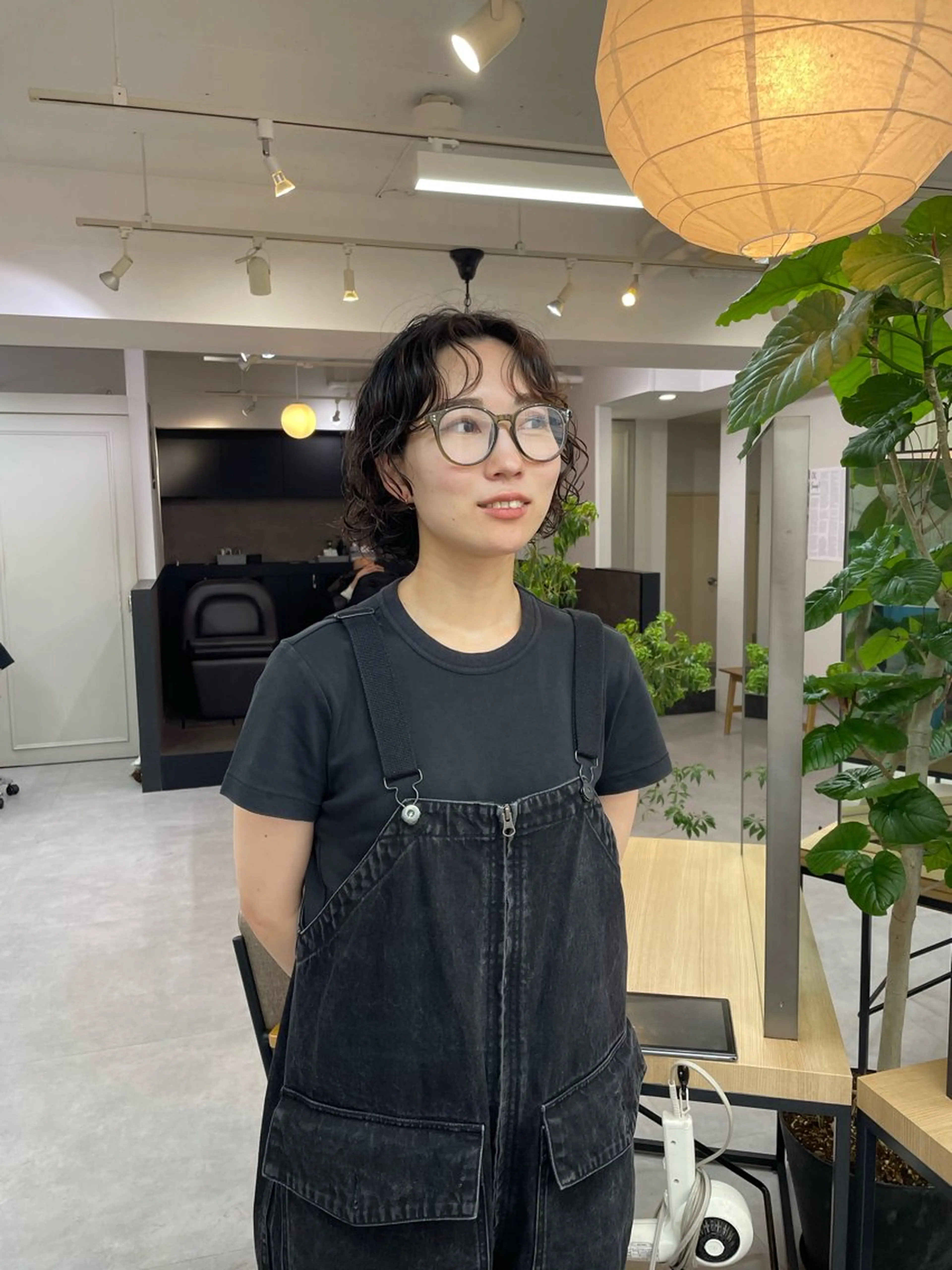 ショート パーマ ボブ カット パーマ ショート　ボブ メンズ　パーマのヘアスタイル