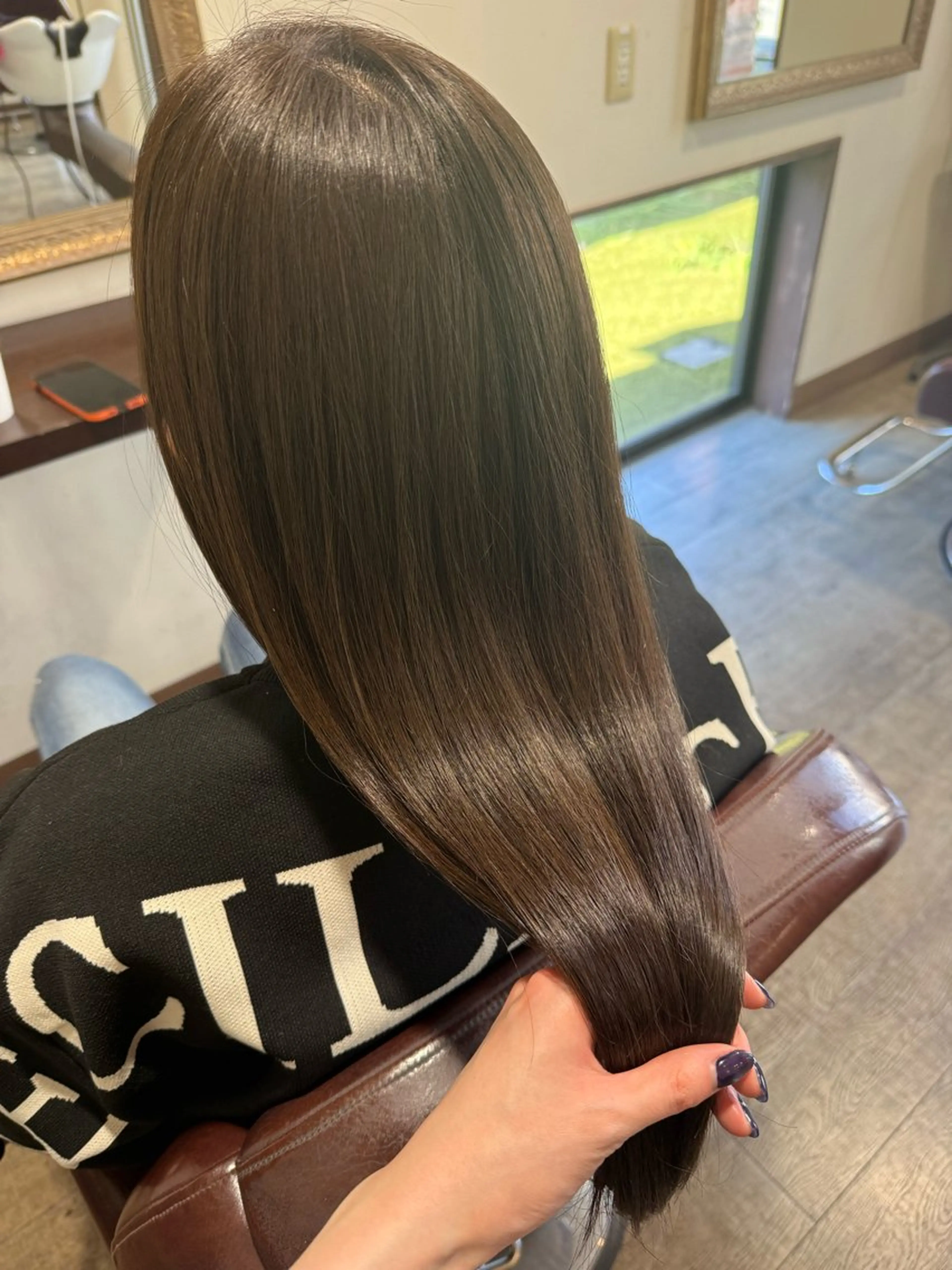 ロング カラー 一宮　　透明感カラー 髪質改善　ヘッドスパのヘアスタイル