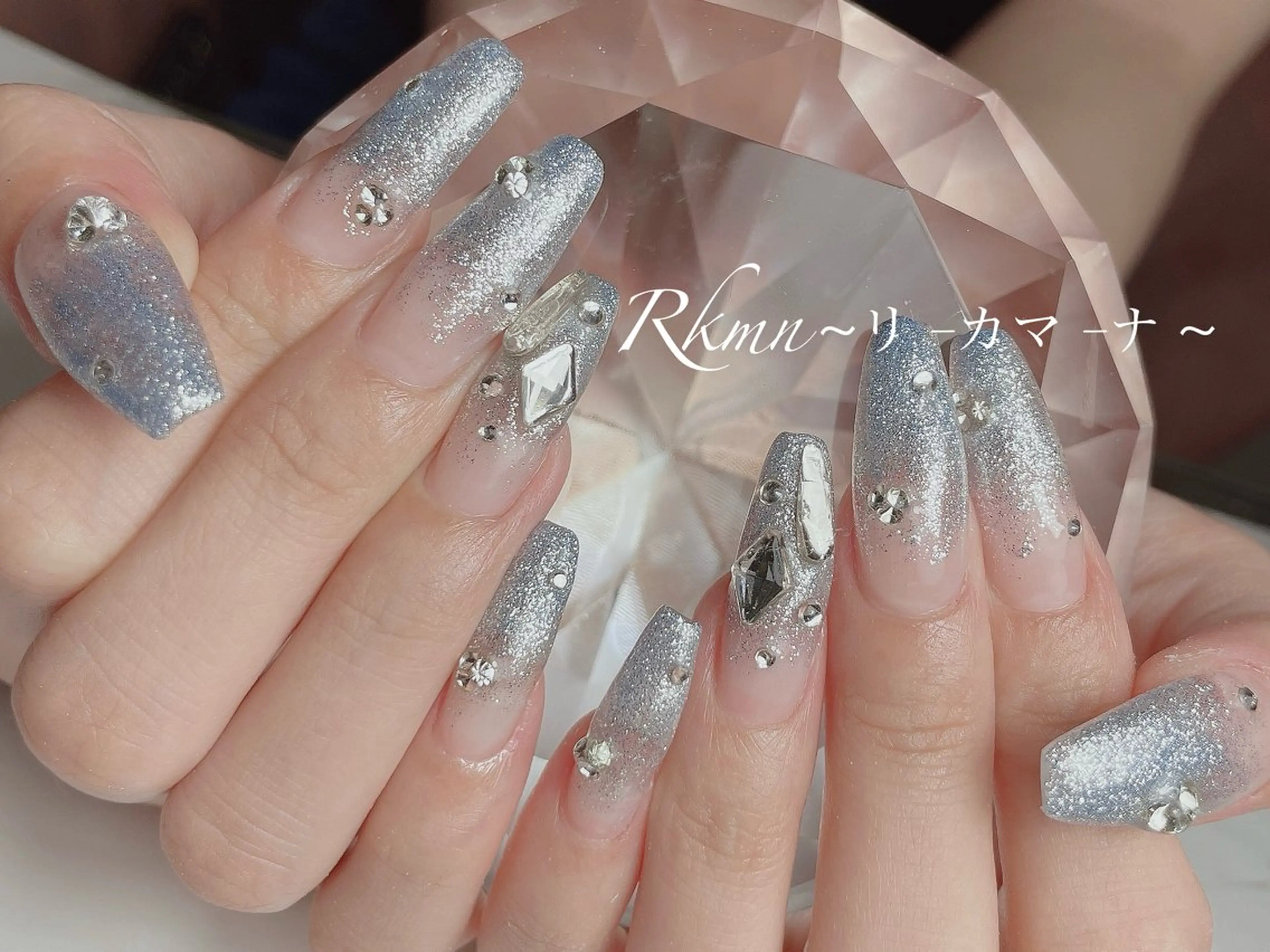 ネイル アートネイル ブルー ラメ(グリッター) 春ネイル ハンドネイル フットネイル ハンドケア Rkmn ~リ-カマ-ナ~のネイルデザイン