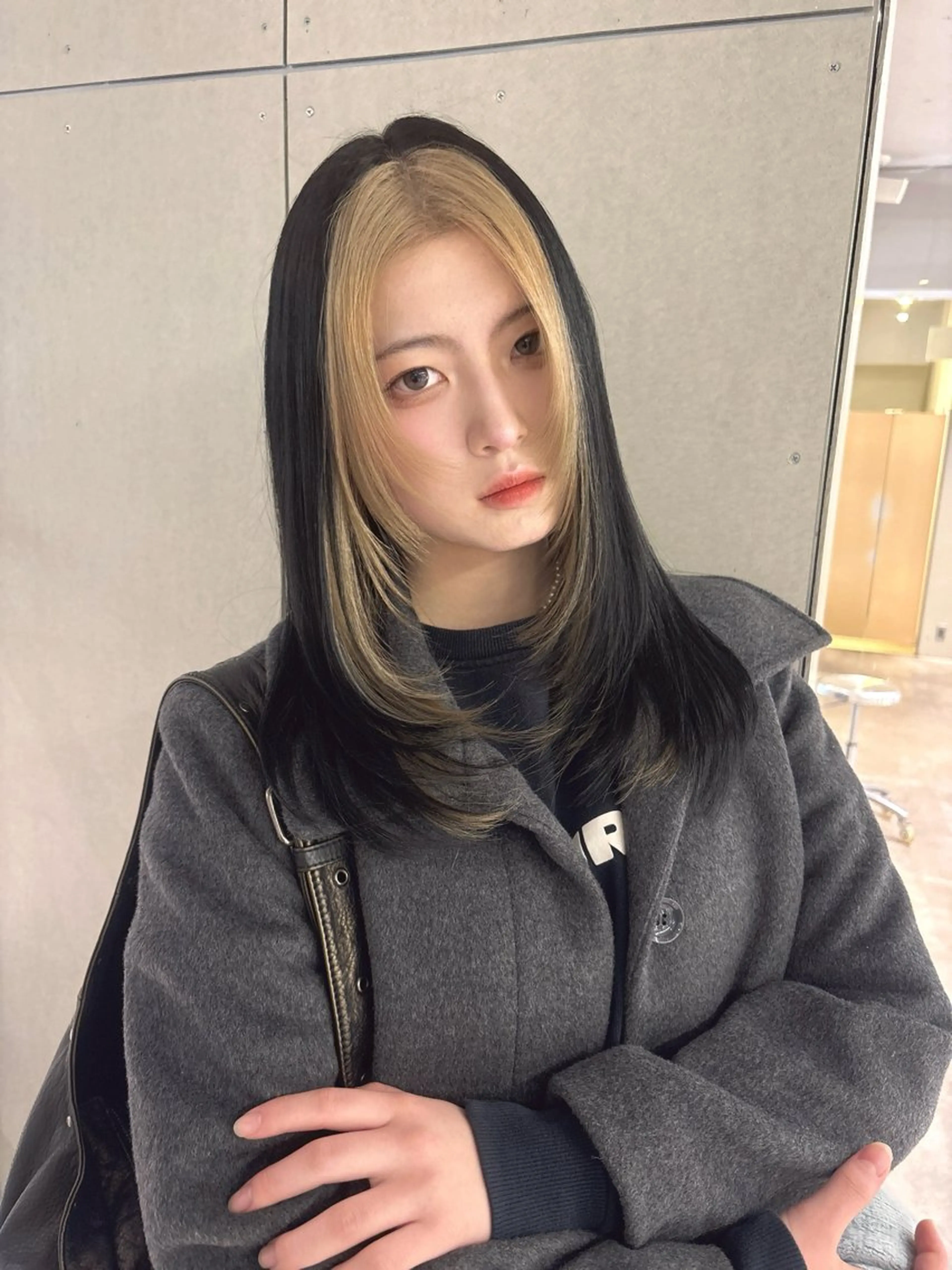 【💞ミニモ限定🦄🍬】ケアブリーチ1回+透明感カラー+似合わせカット+デザイン✨🌟✨の写真