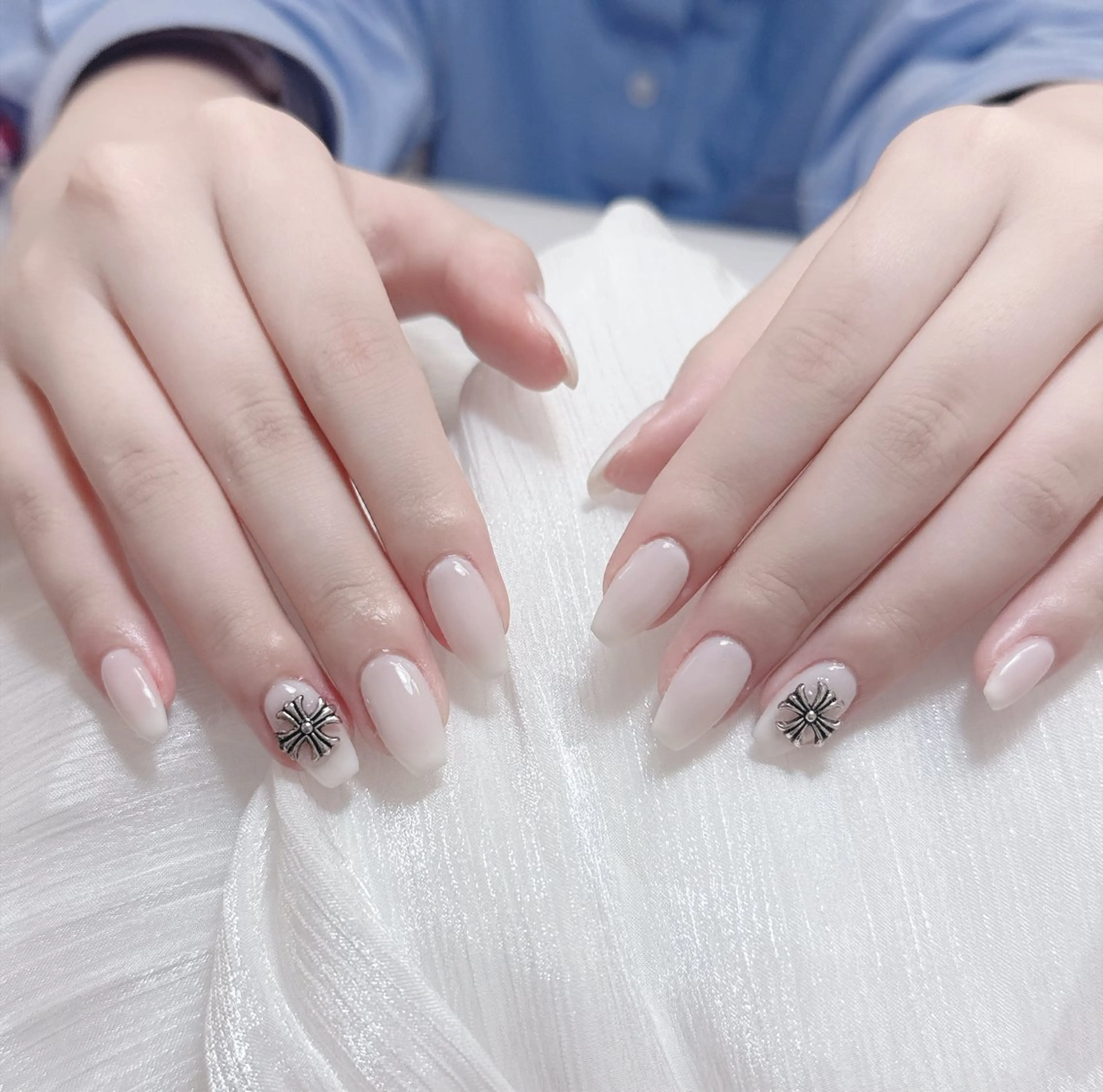 ネイル チークネイル フレンチネイル グラデーション キラキラネイル 韓国ネイル 陳 rinaのネイルデザイン