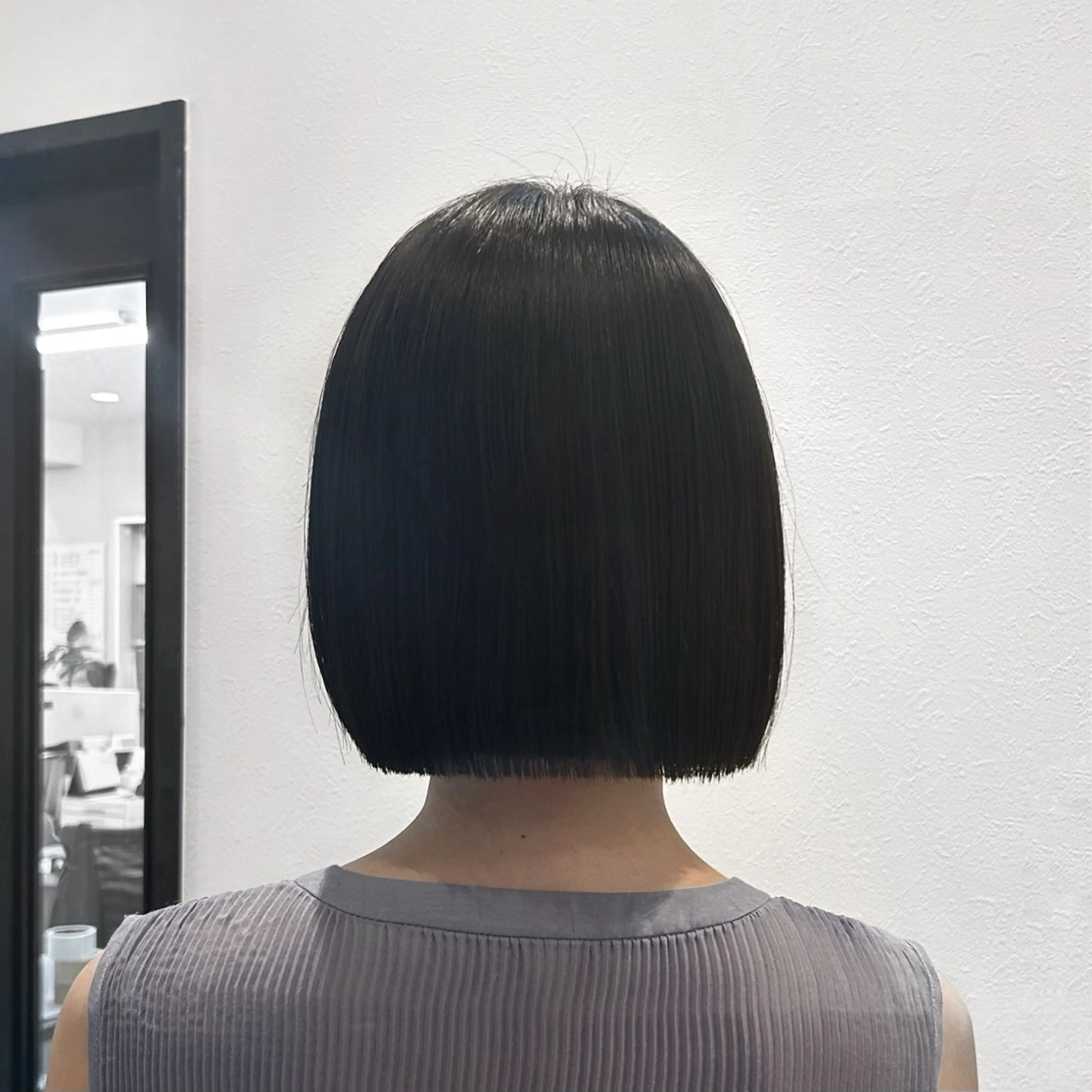 ショート 外ハネヘア 縮毛矯正 y u i ★ 梅田美容室のヘアスタイル