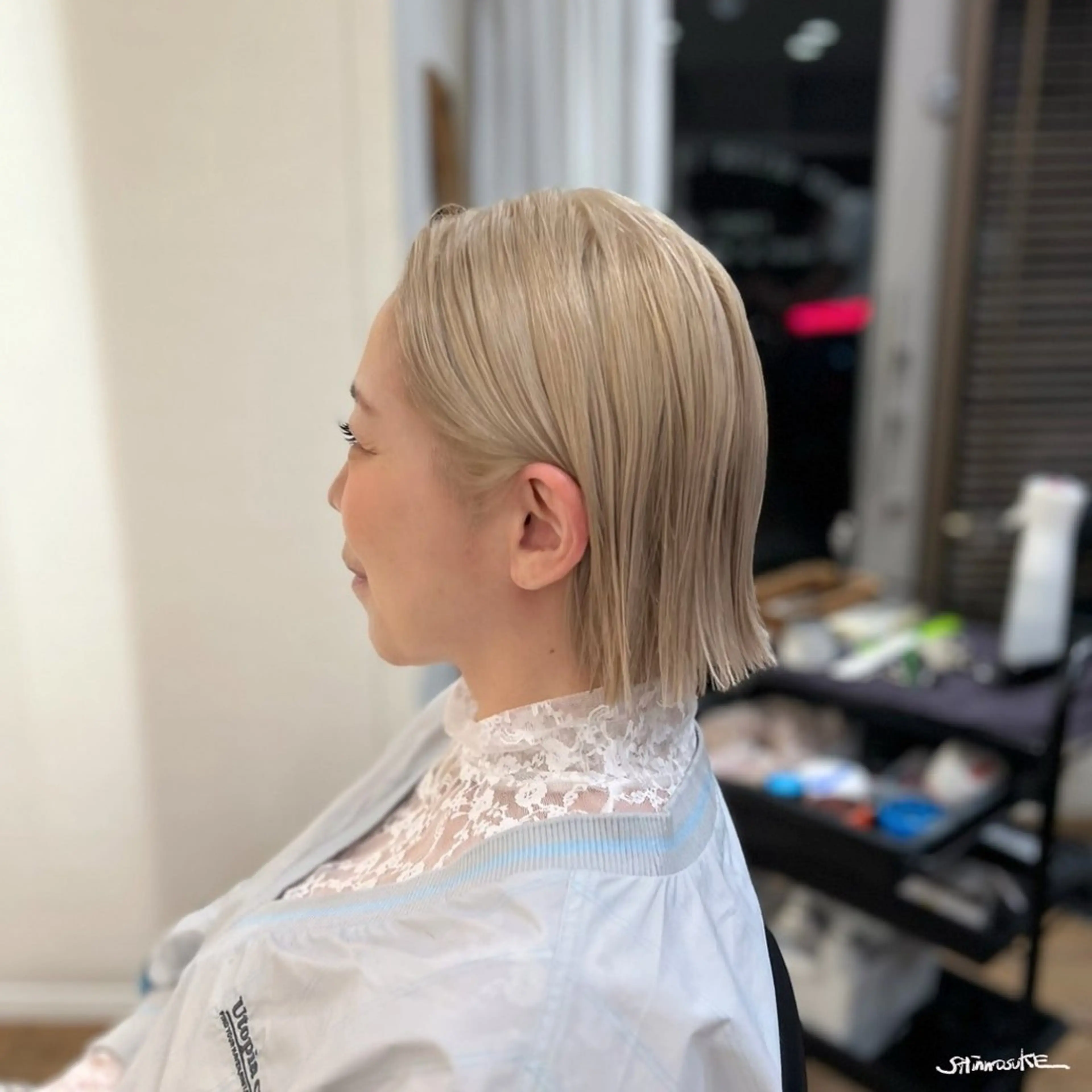ショート カラー ブリーチ ヘアカラー トリートメント ヘアセット しんのすけ /モデルさん募集中のヘアスタイル