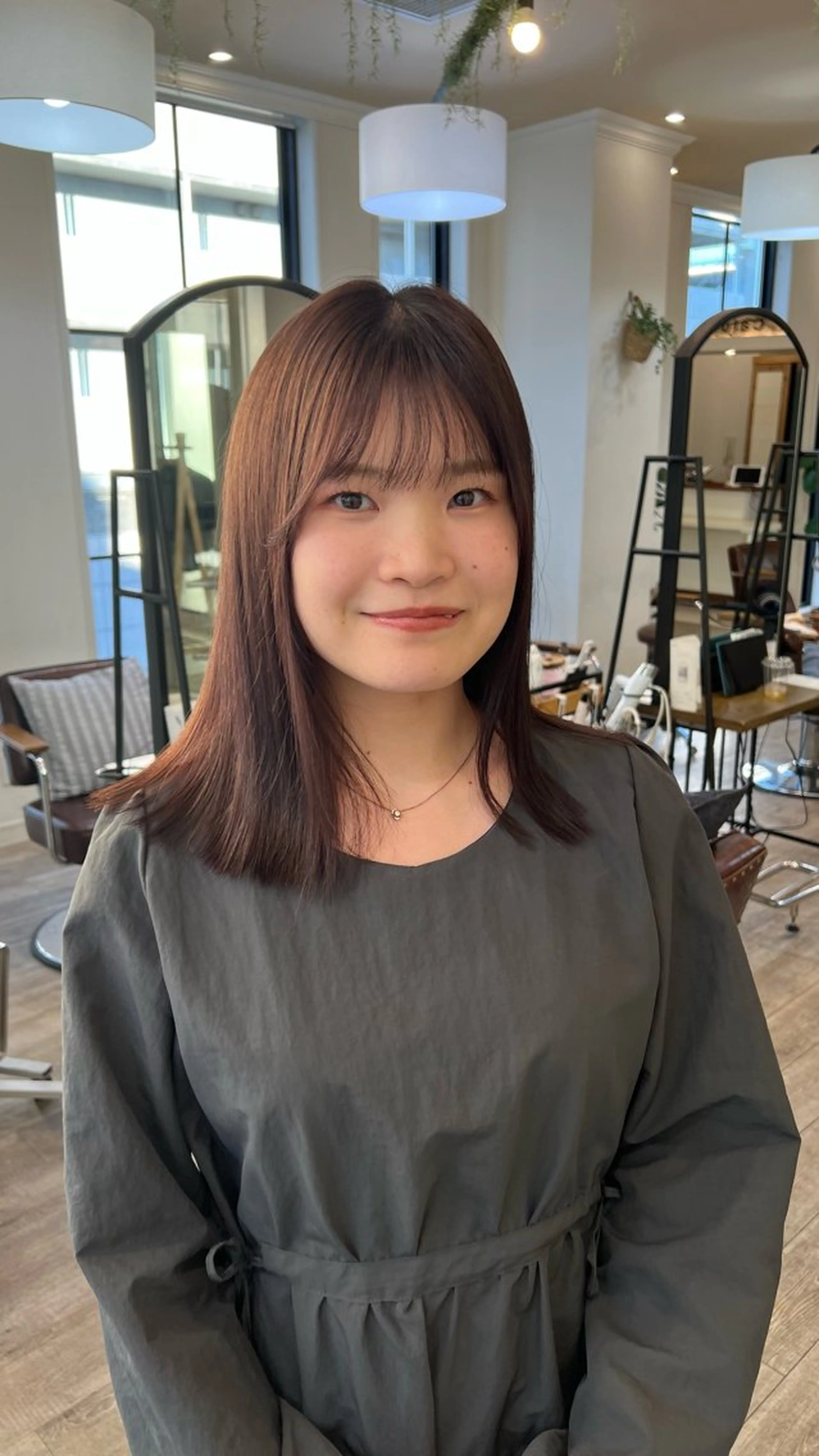 ミディアム カラー ヘアカラー トリートメント ミディアムレイヤー/ 艶カラー🎀　emiのヘアスタイル