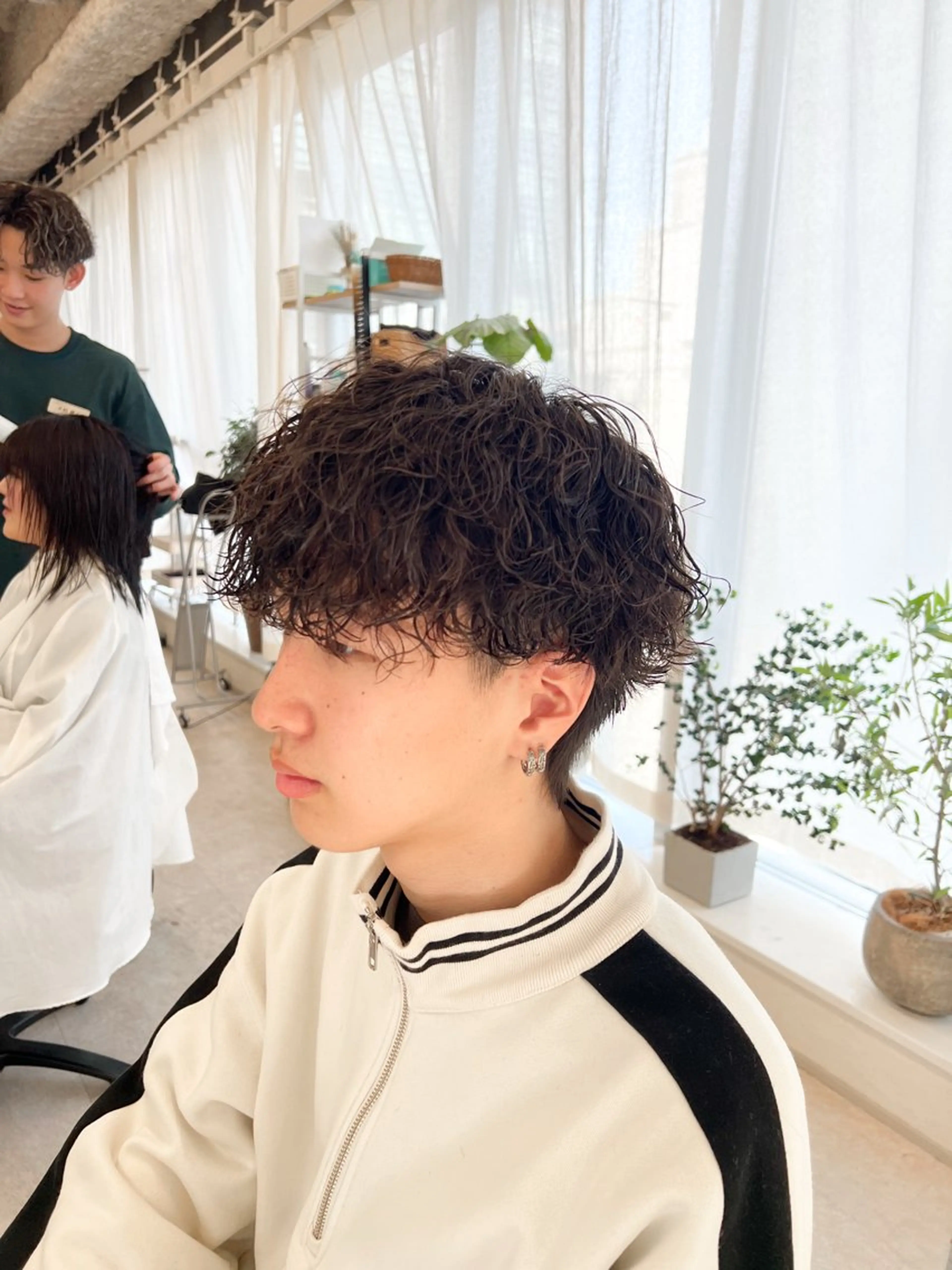 パーマ メンズ 波巻きパーマ カット パーマ 桑原 希吏のヘアスタイル