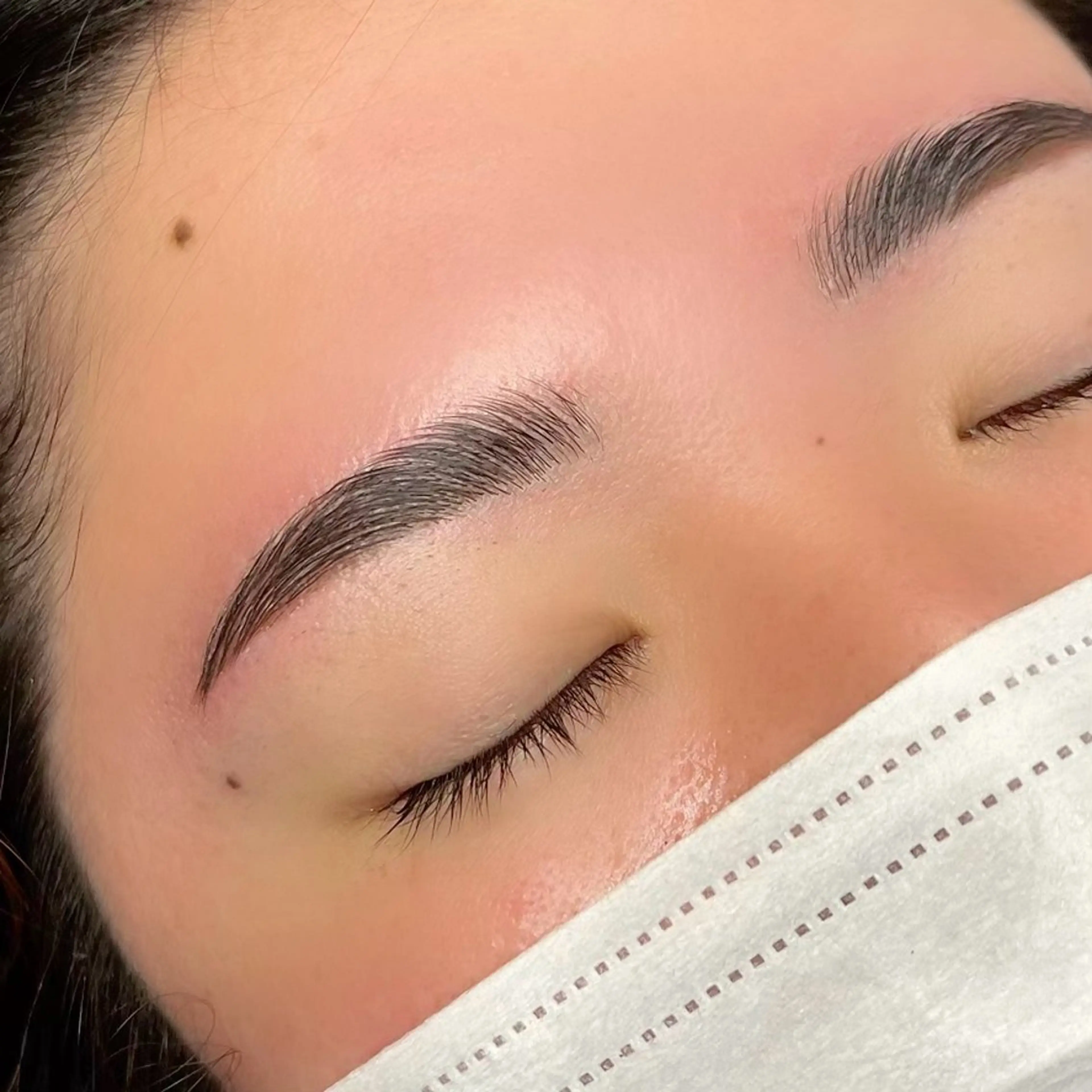 アイブロウ ハリウッドブロウリフト Eye lashのマツエク・マツパデザイン