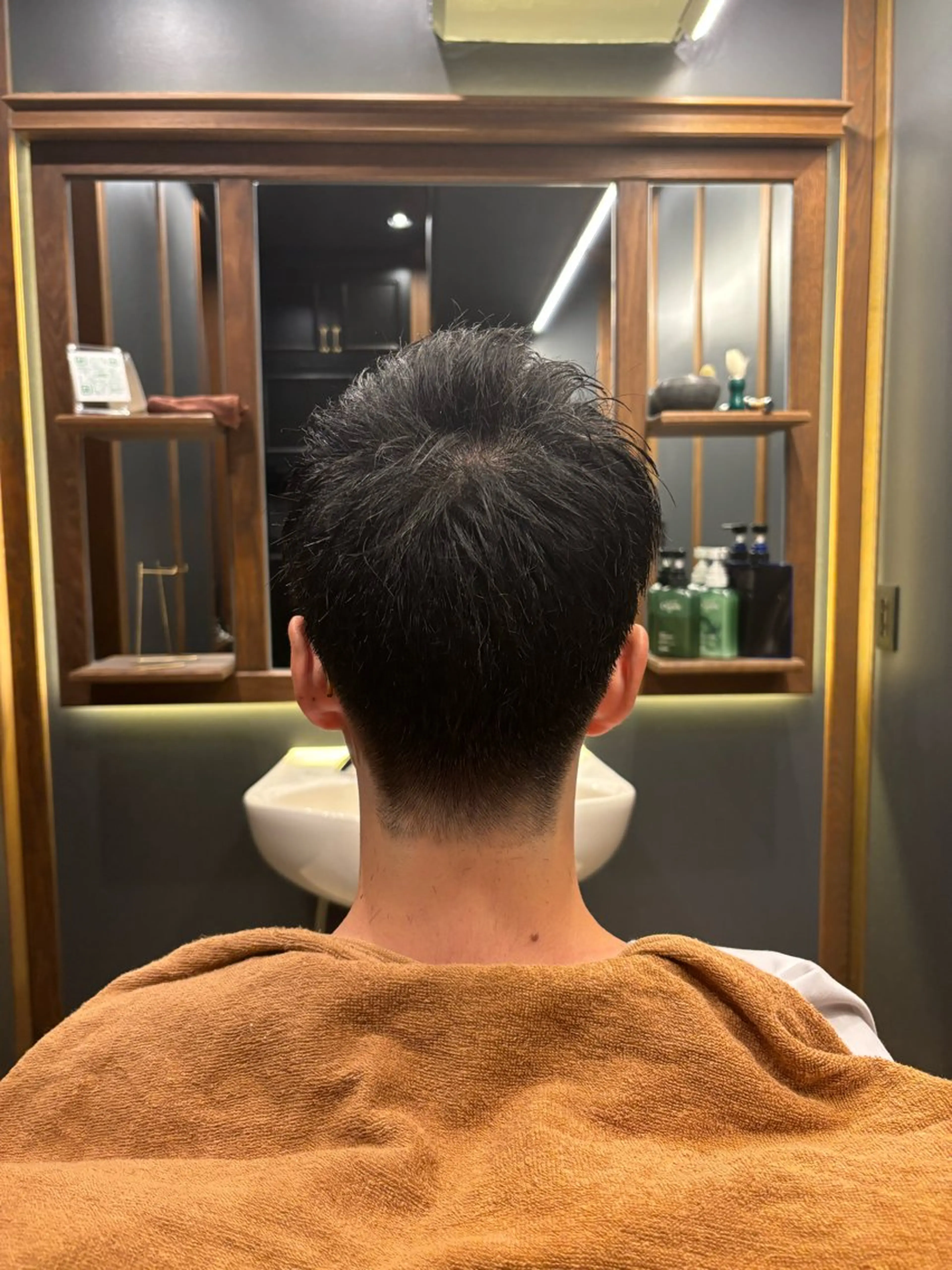 ショート メンズ 刈り上げ 銀座shino~灯~HANARE所属・メンズパーマ/ 大須田 倭のヘアスタイル