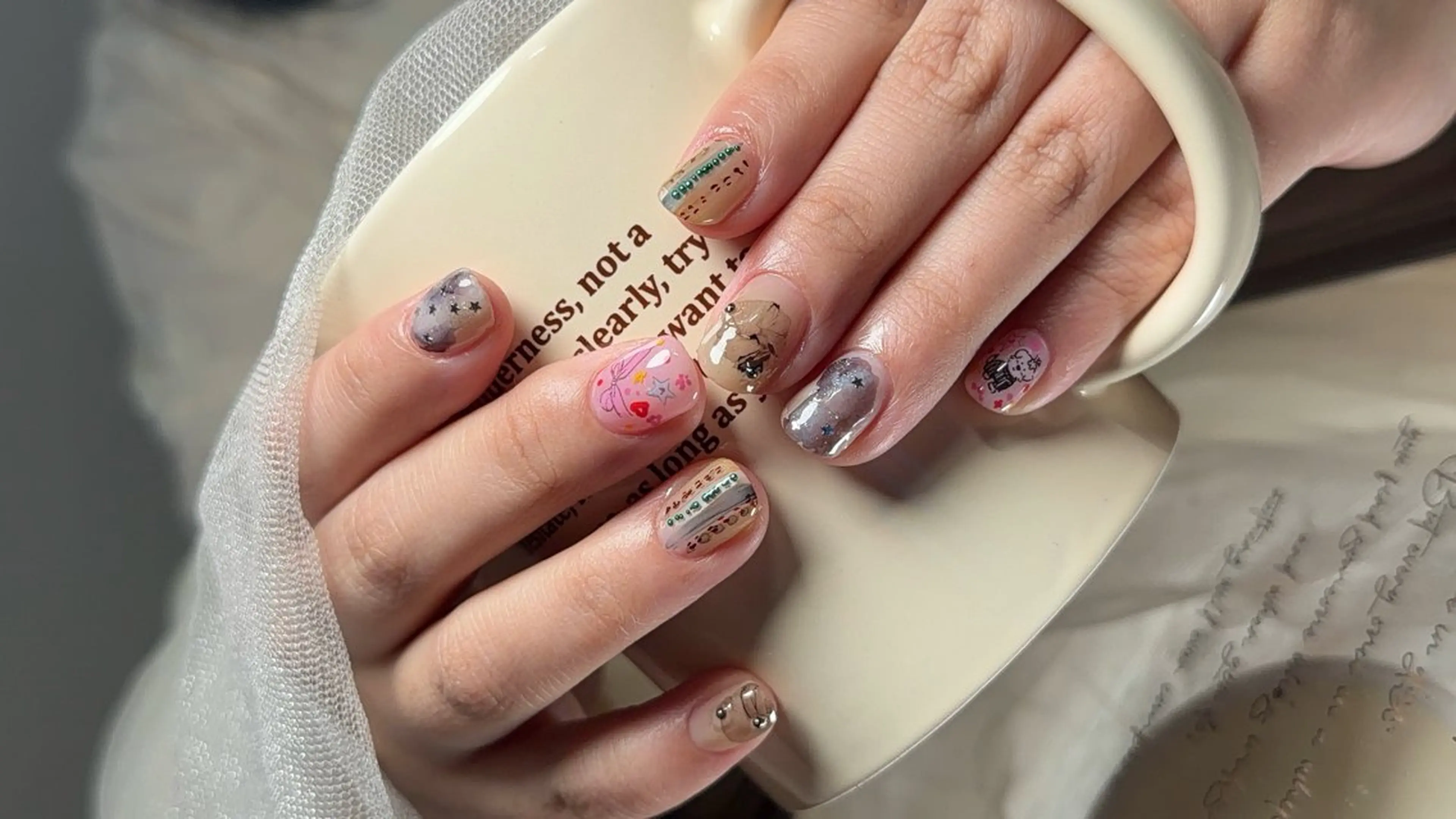 ネイル YUMI ニュアンスnailsのネイルデザイン