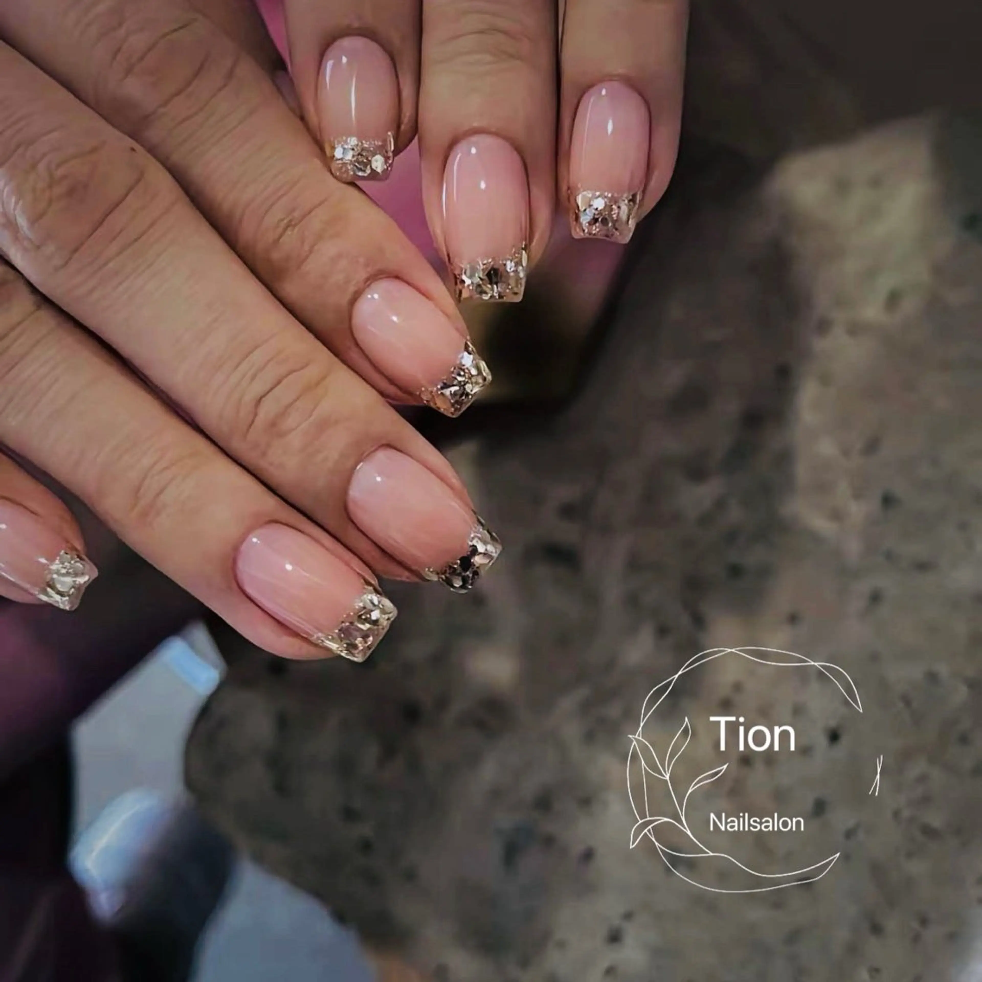 ネイル チークネイル 長さ出し フットネイル フレンチネイル ジェルネイル Nailsalin Tion 浦和店のネイルデザイン