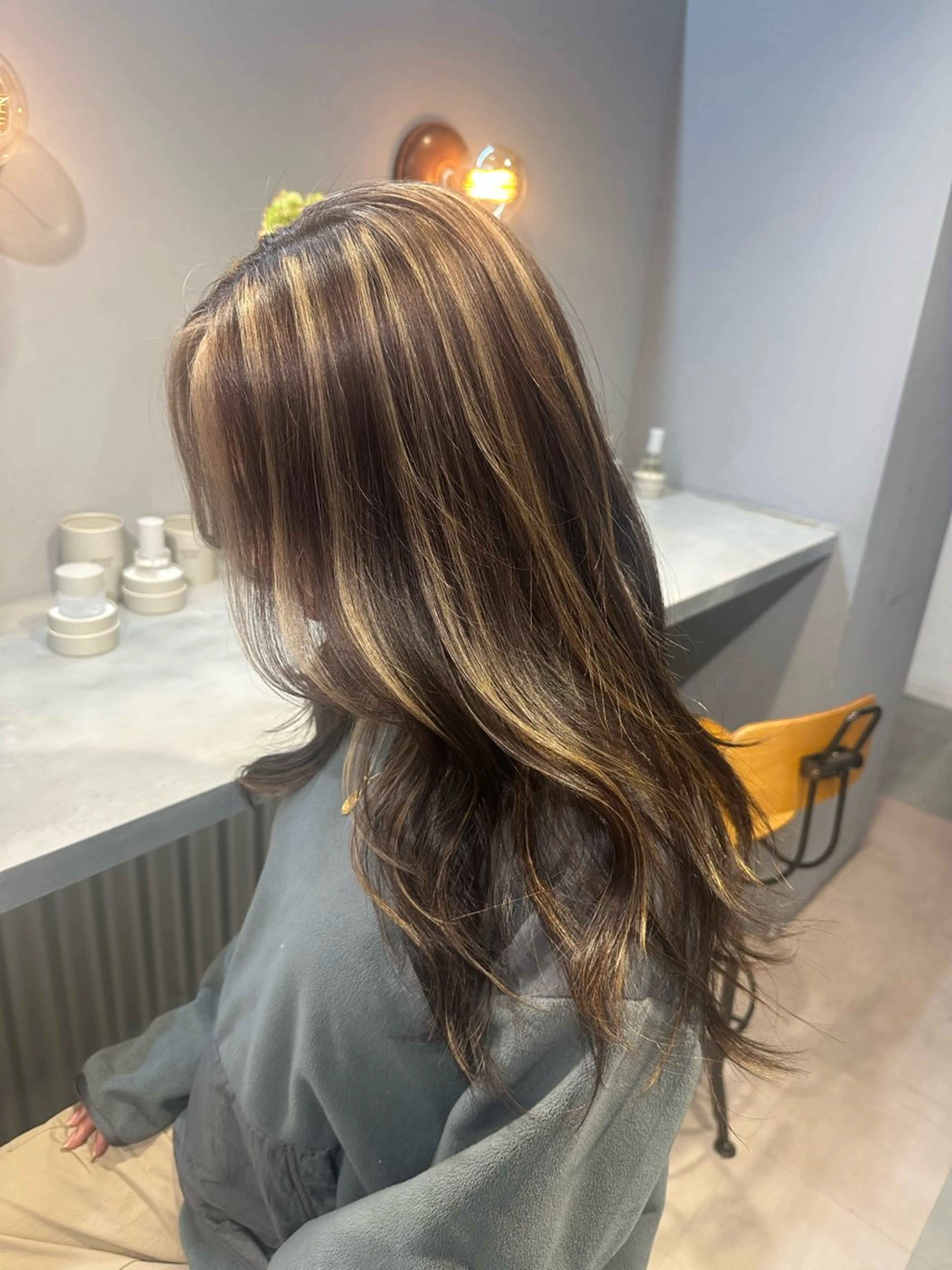 ロング カラー ハイライトカラー ハイライト ヘアカラー トリートメント 💖ハイライト/ハイ トーン💖MIKIのヘアスタイル