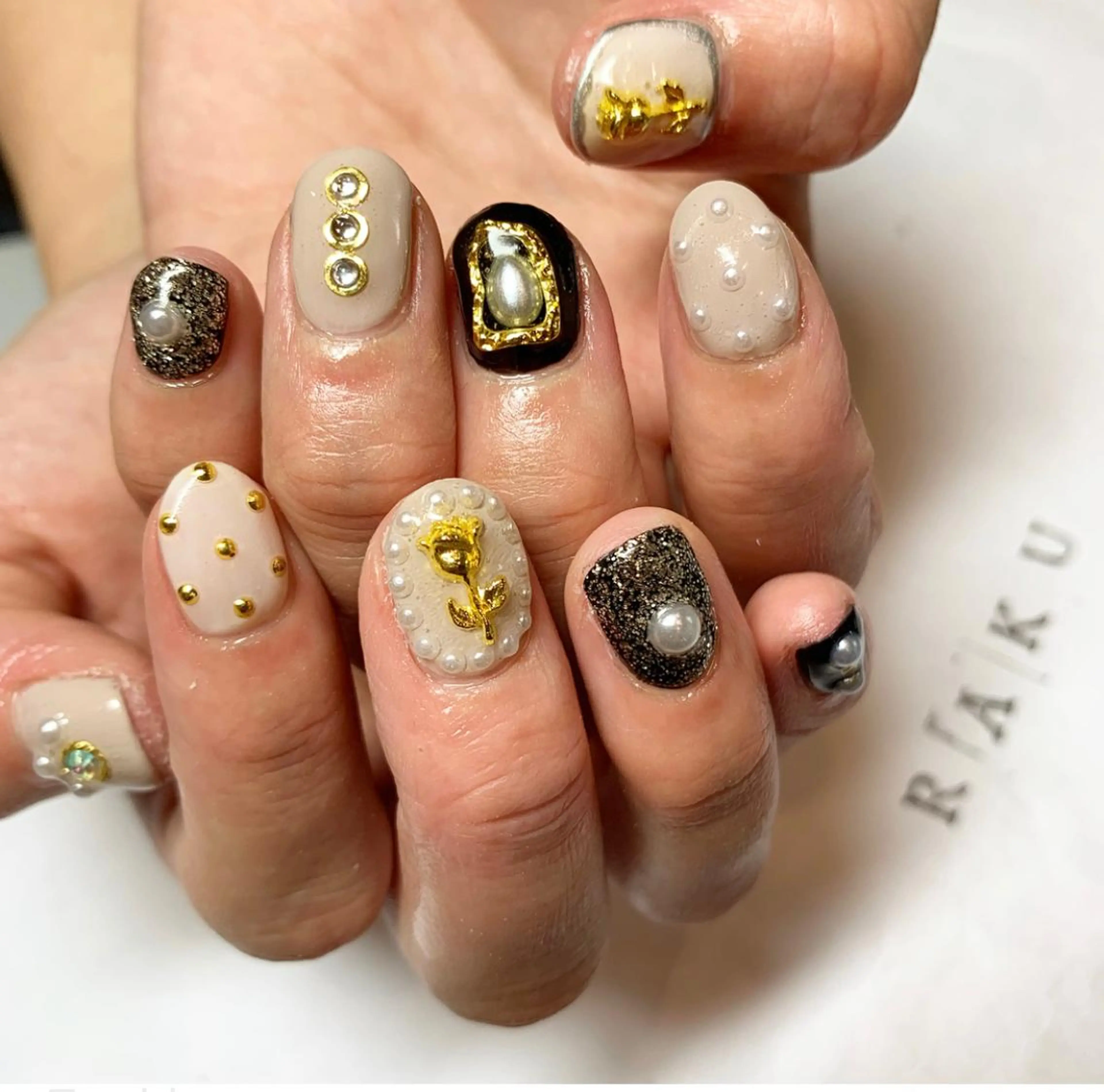 ネイル 駒月 明日香の眉毛・アイブロウイメージ