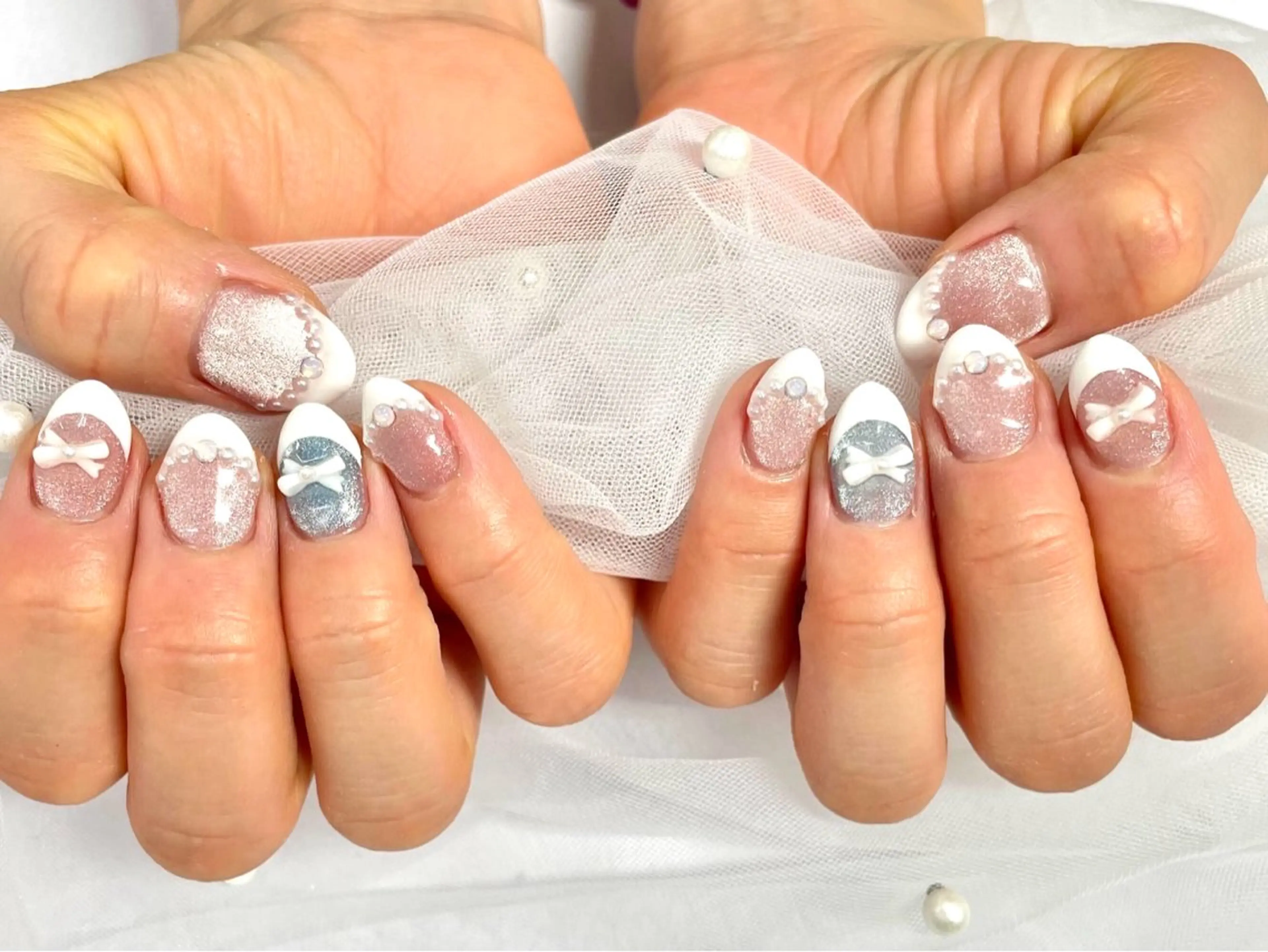 ネイル アートネイル ジェルネイル ハート 韓国ネイル マグネットネイル ハンドネイル Nail Neige🐈🌙のネイルデザイン