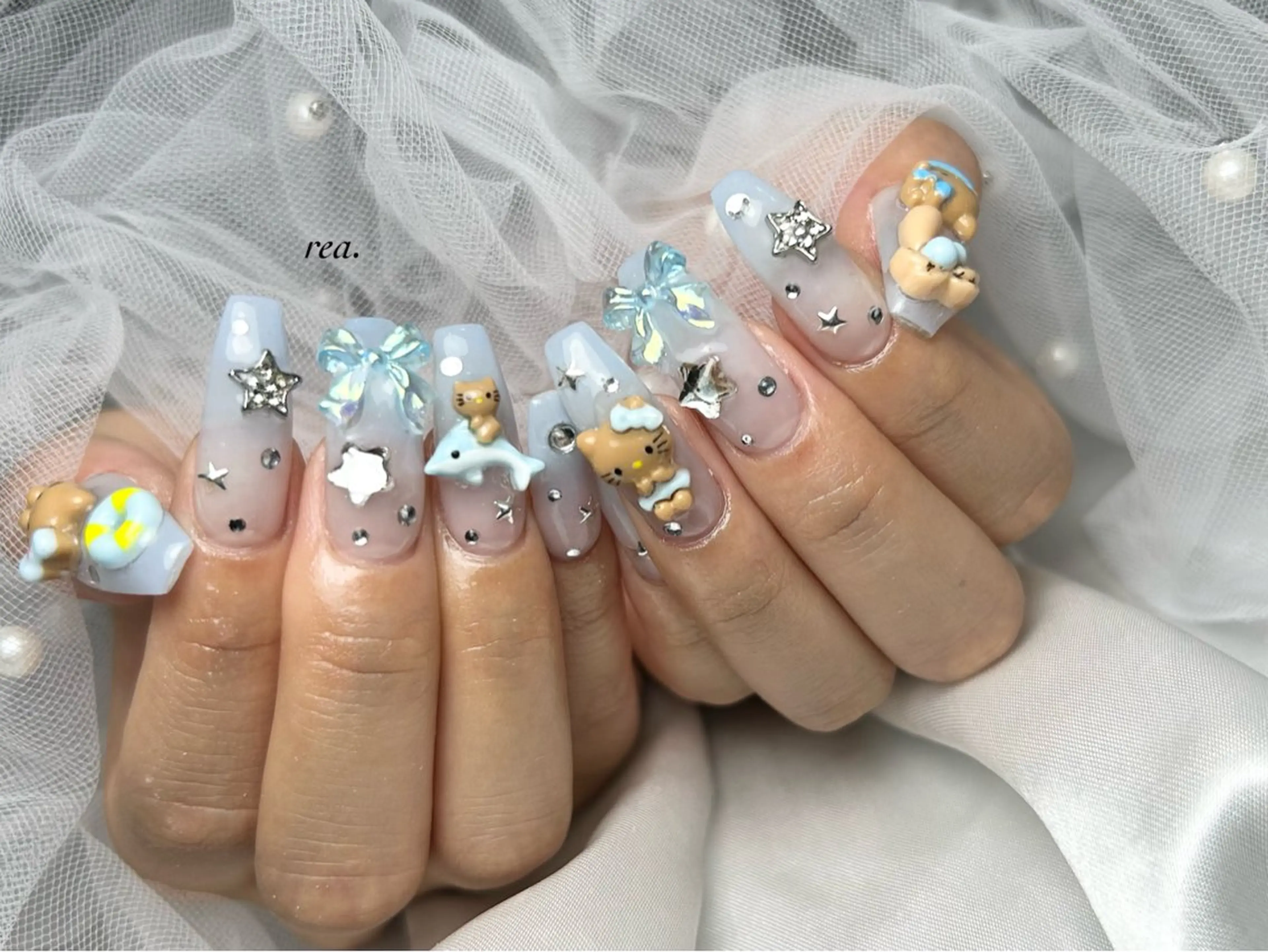 ネイル ハンドネイル フットネイル rea .のネイルデザイン