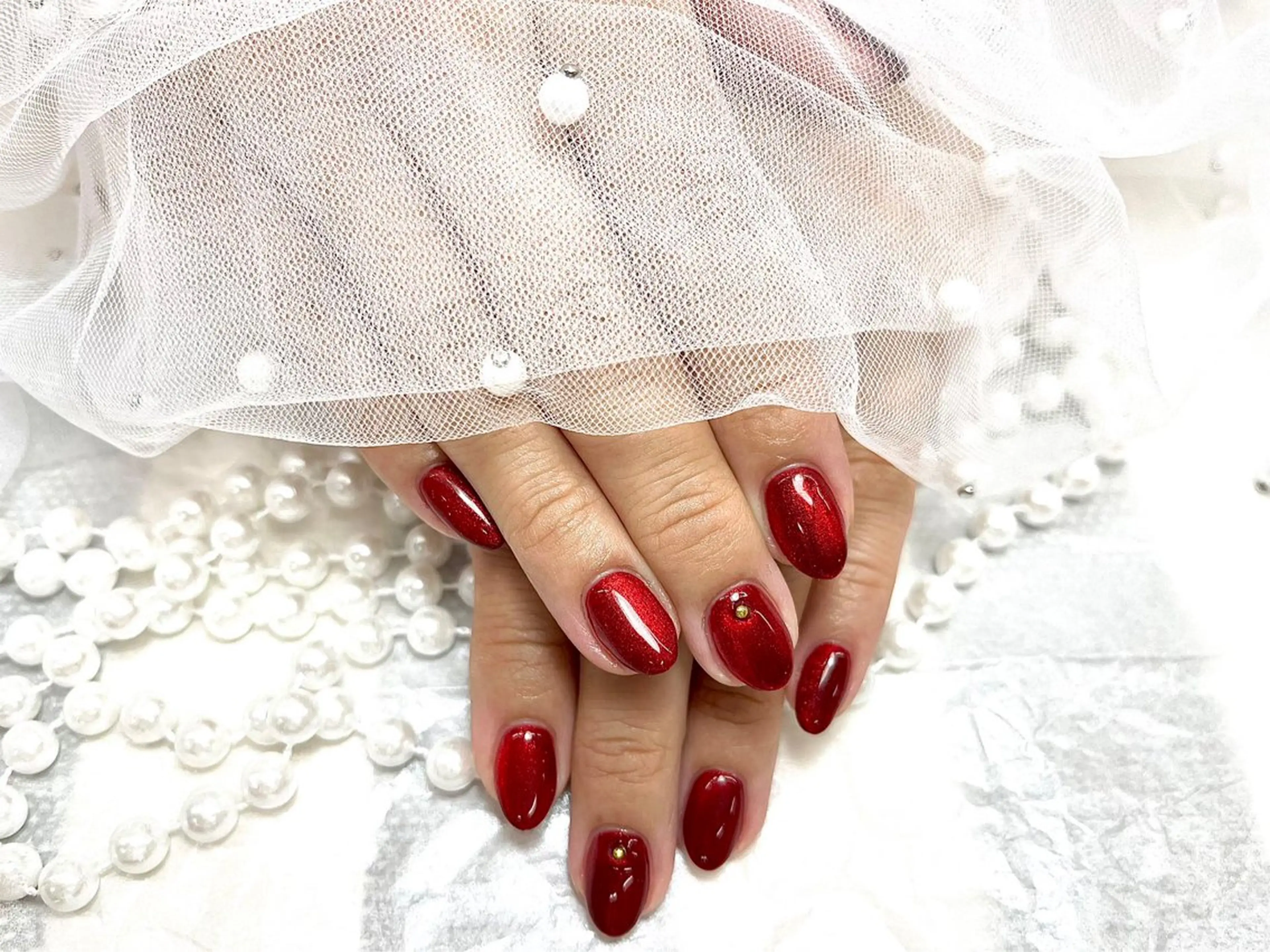 ネイル ストーンネイル ハンドネイル Tagi Nail 銀座店のネイルデザイン