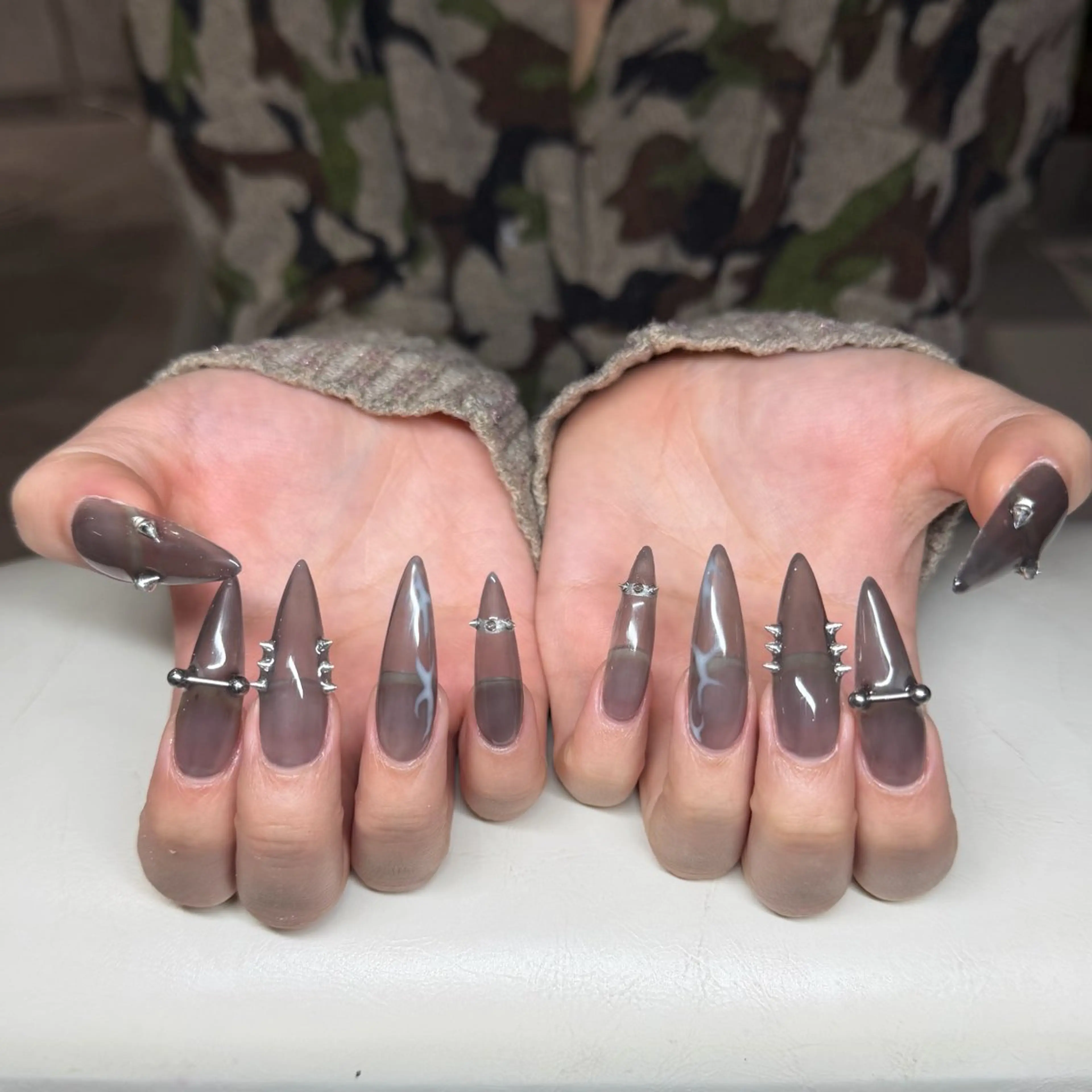 ネイル ハンドネイル IROHA NAIL Kurumi🪽🫧のネイルデザイン
