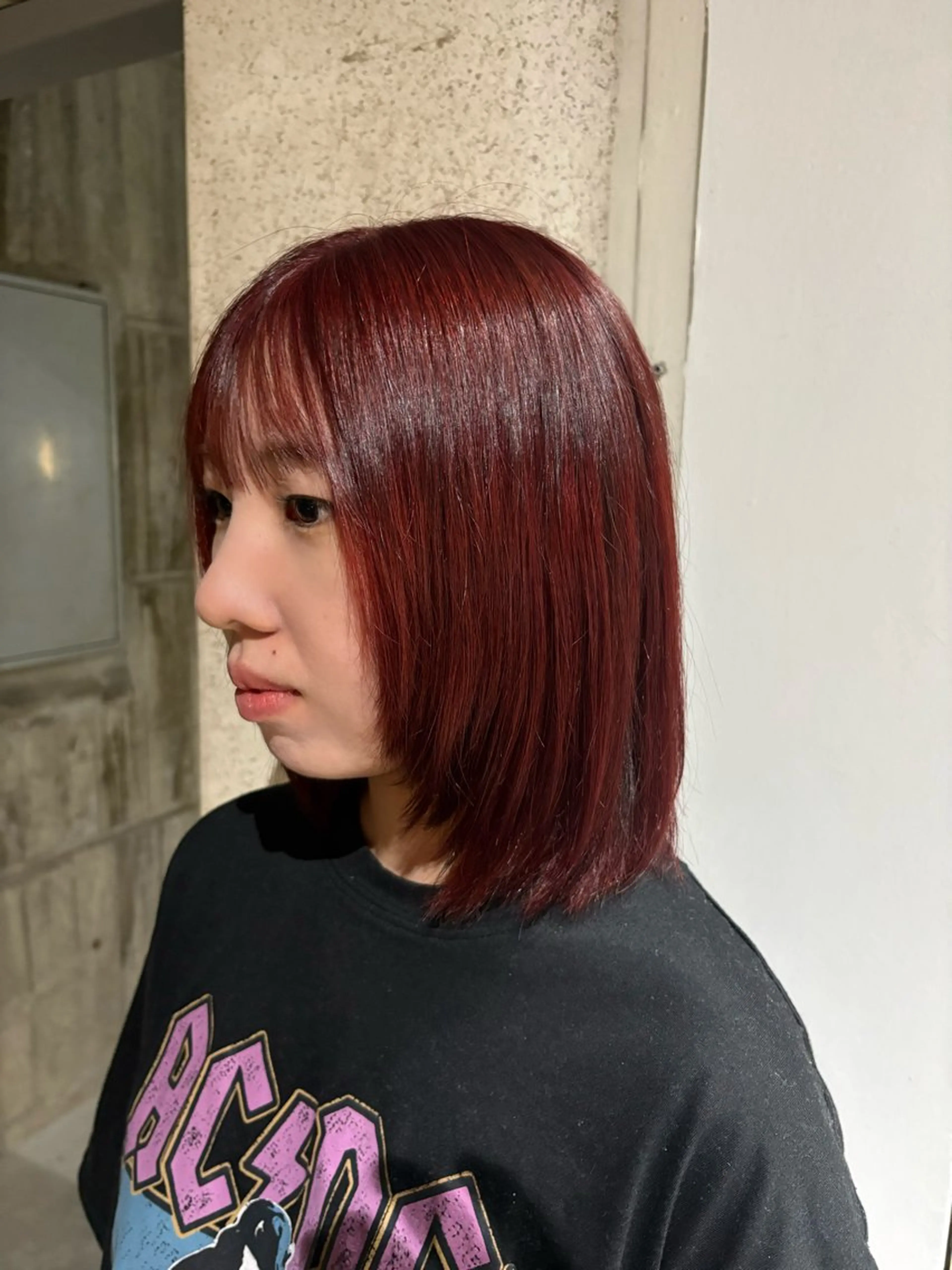 ミディアム カラー ブリーチ ブリーチなしカラー レッドカラー 玉置 七海のヘアスタイル