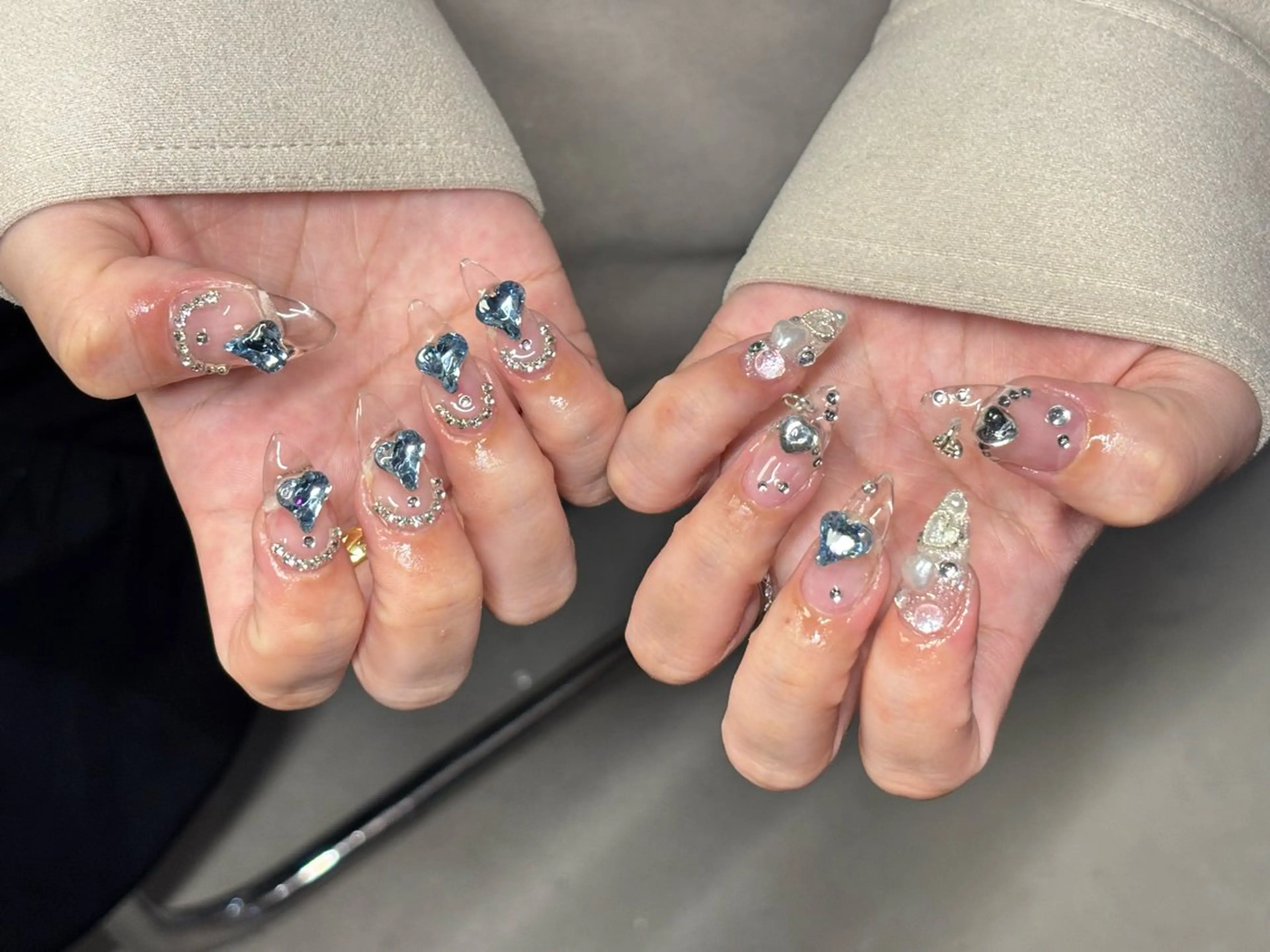 ネイル ハンドネイル 渋谷T&B  みお ロング無制限⭐️のネイルデザイン
