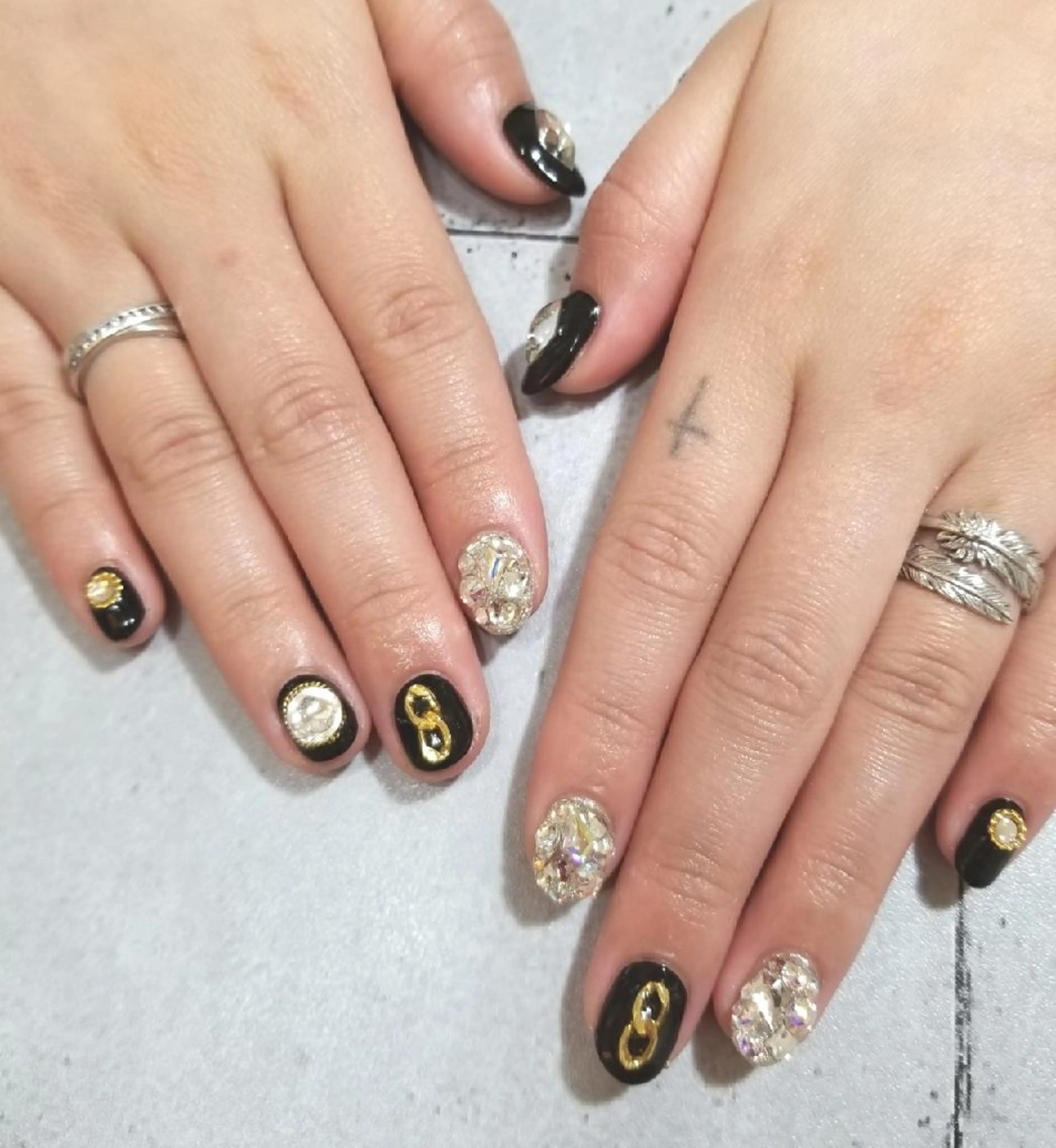 ネイル アートネイル nijiiro🌈 サトウのネイルデザイン