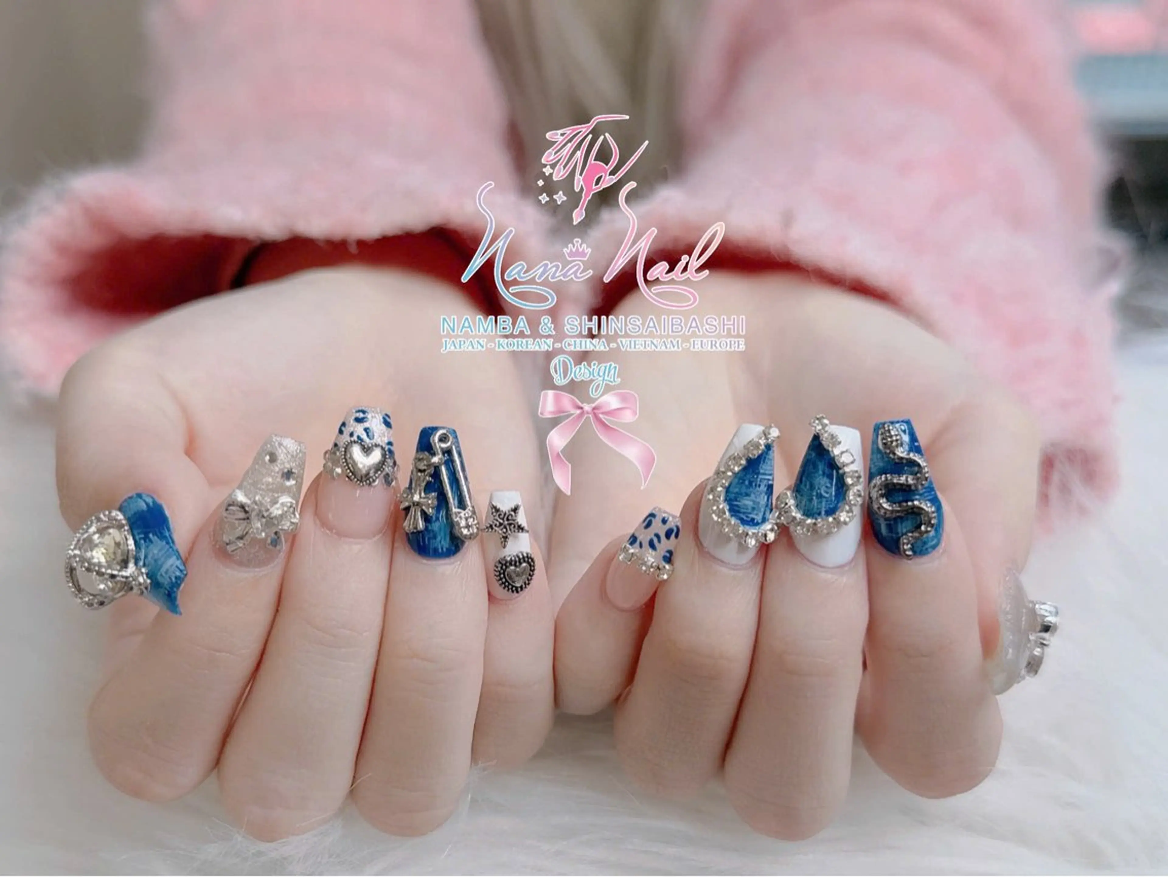 ネイル チークネイル 桜ネイル フラッシュネイル フットネイル ジェルネイル ハンドネイル リナネイル アメ村心斎橋店のネイルデザイン