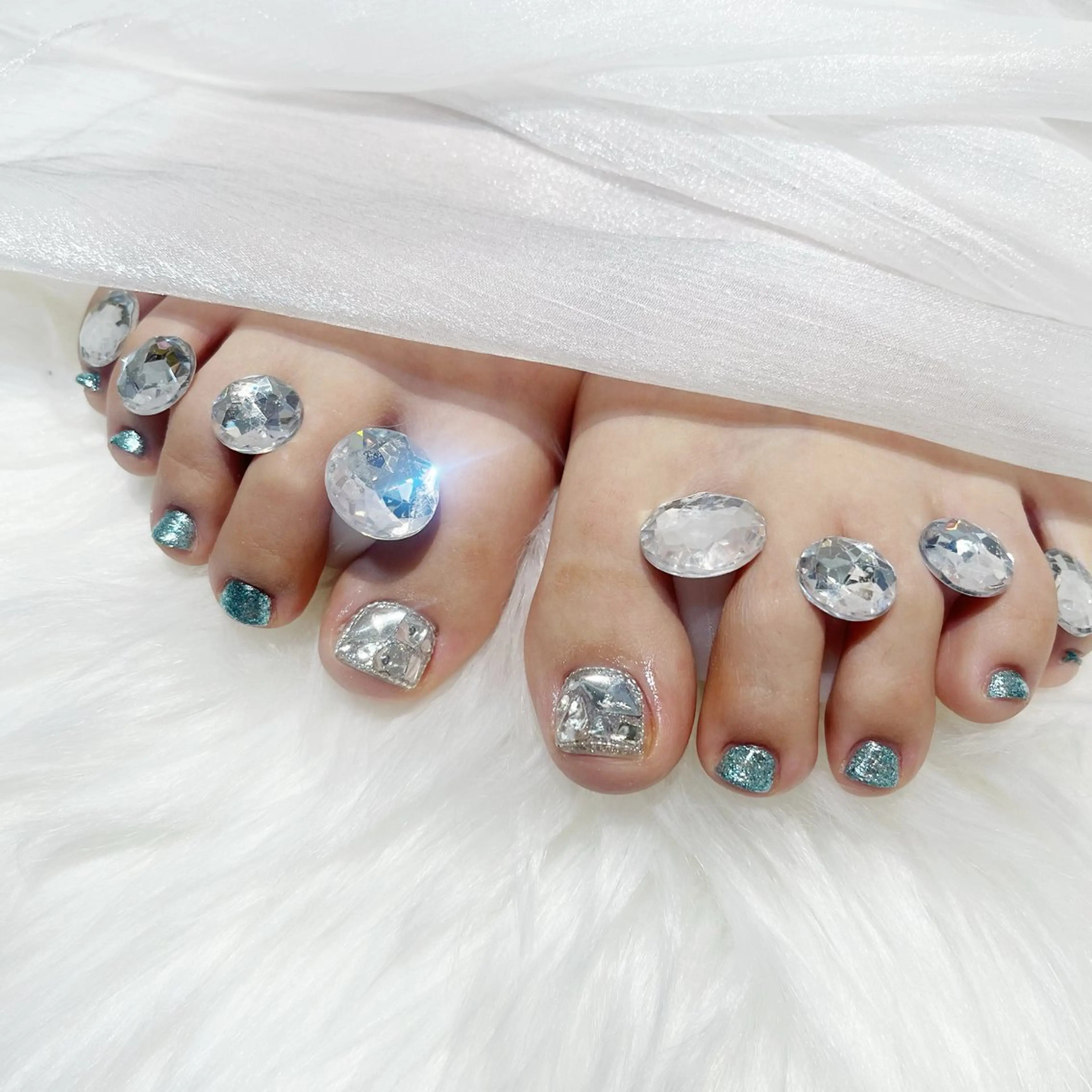 ネイル WISTERIA aisaのネイルデザイン