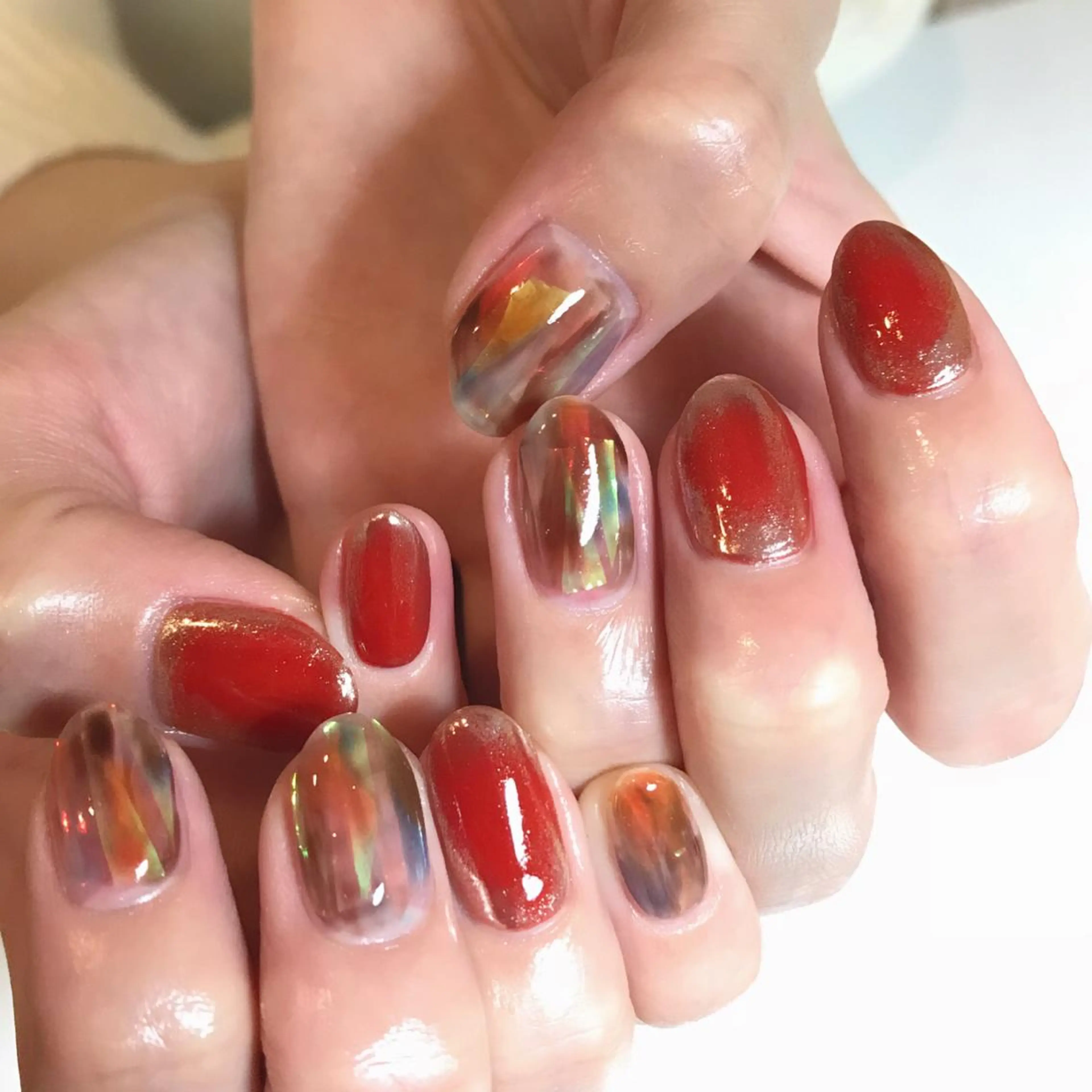 ネイル ニュアンスネイル 赤色 ハンドネイル Nakazawa Mayuのネイルデザイン