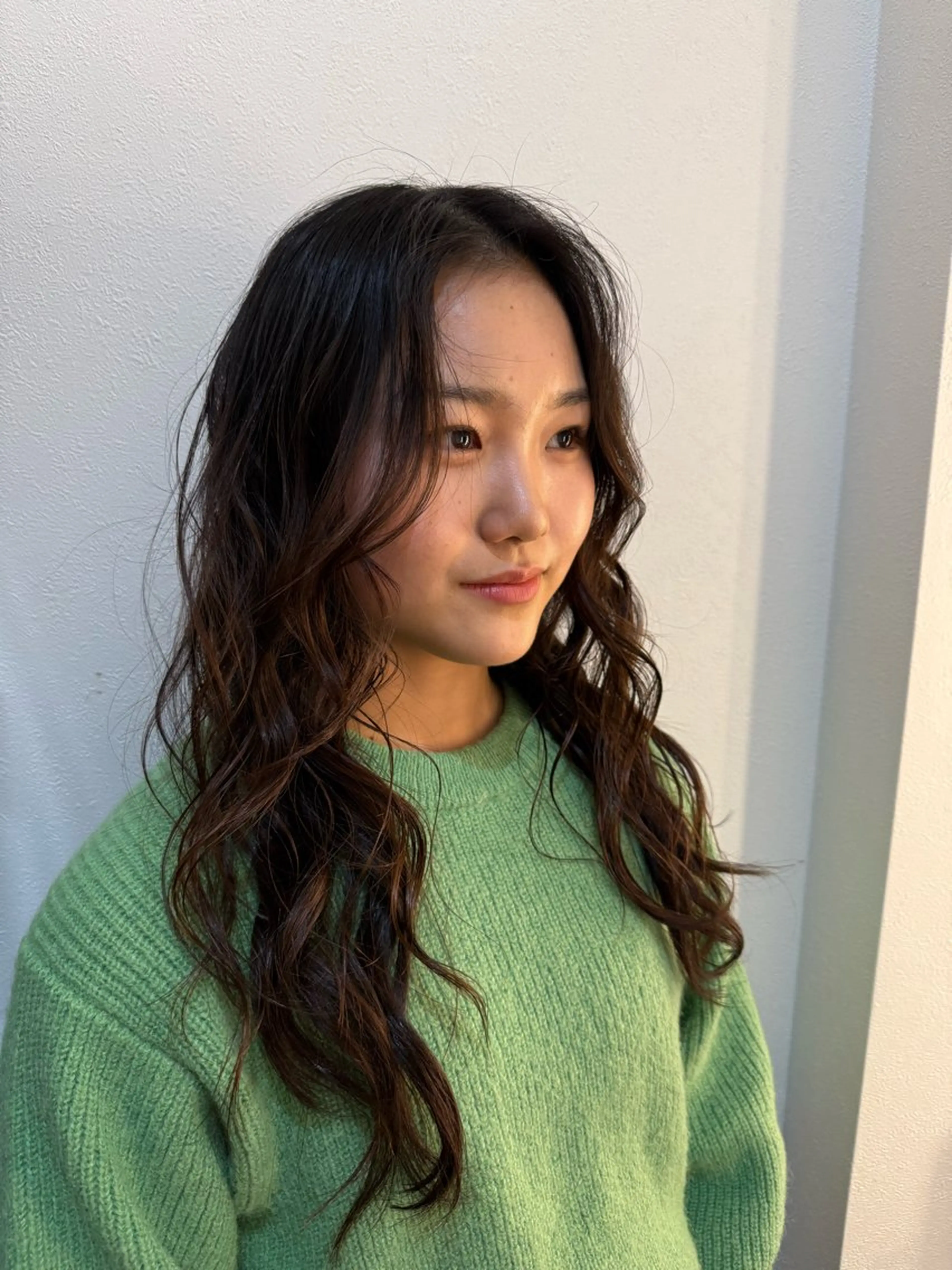 ロング 内田 穂乃香のヘアスタイル