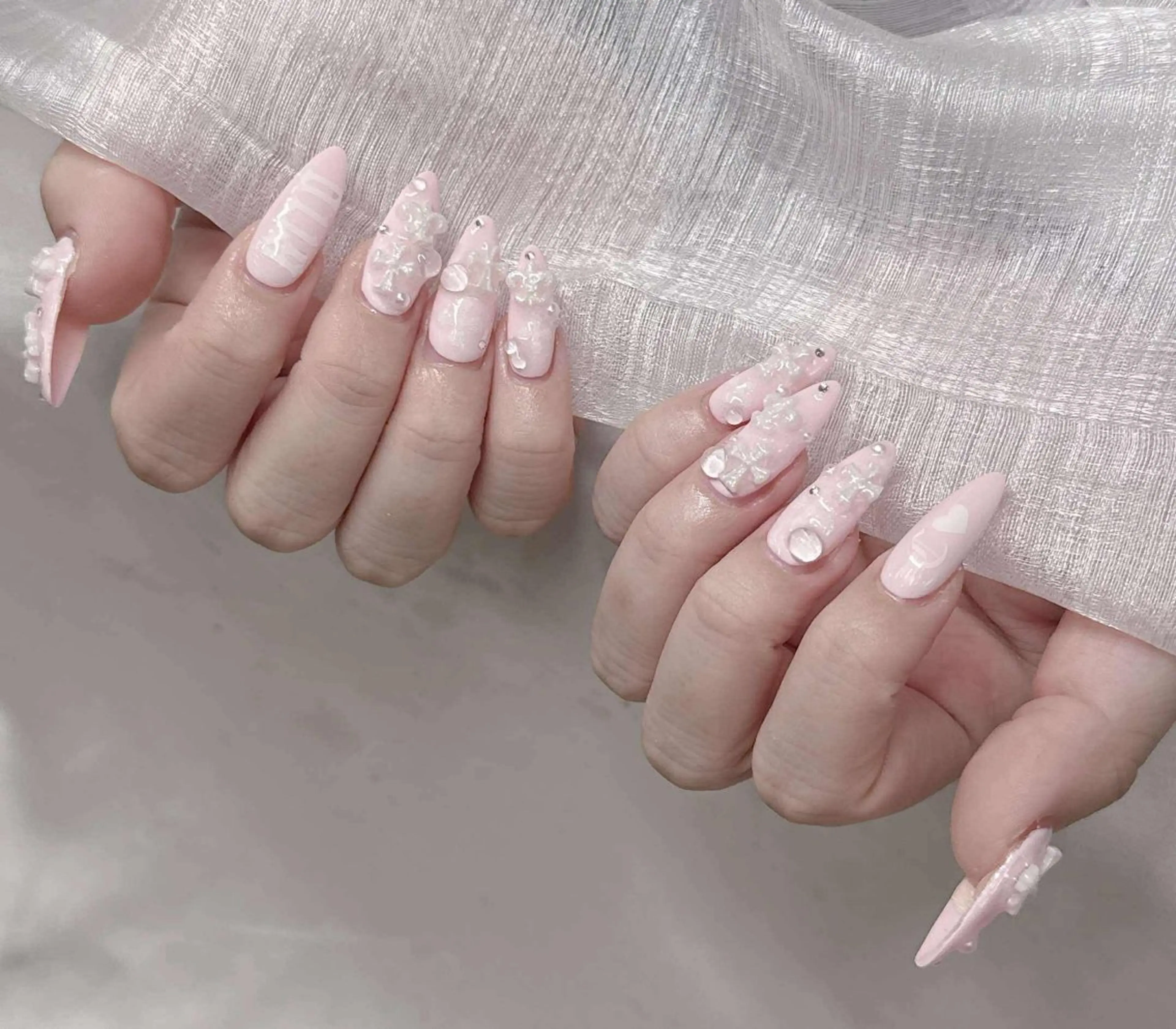 ネイル ハンドネイル Lee Nailsのネイルデザイン