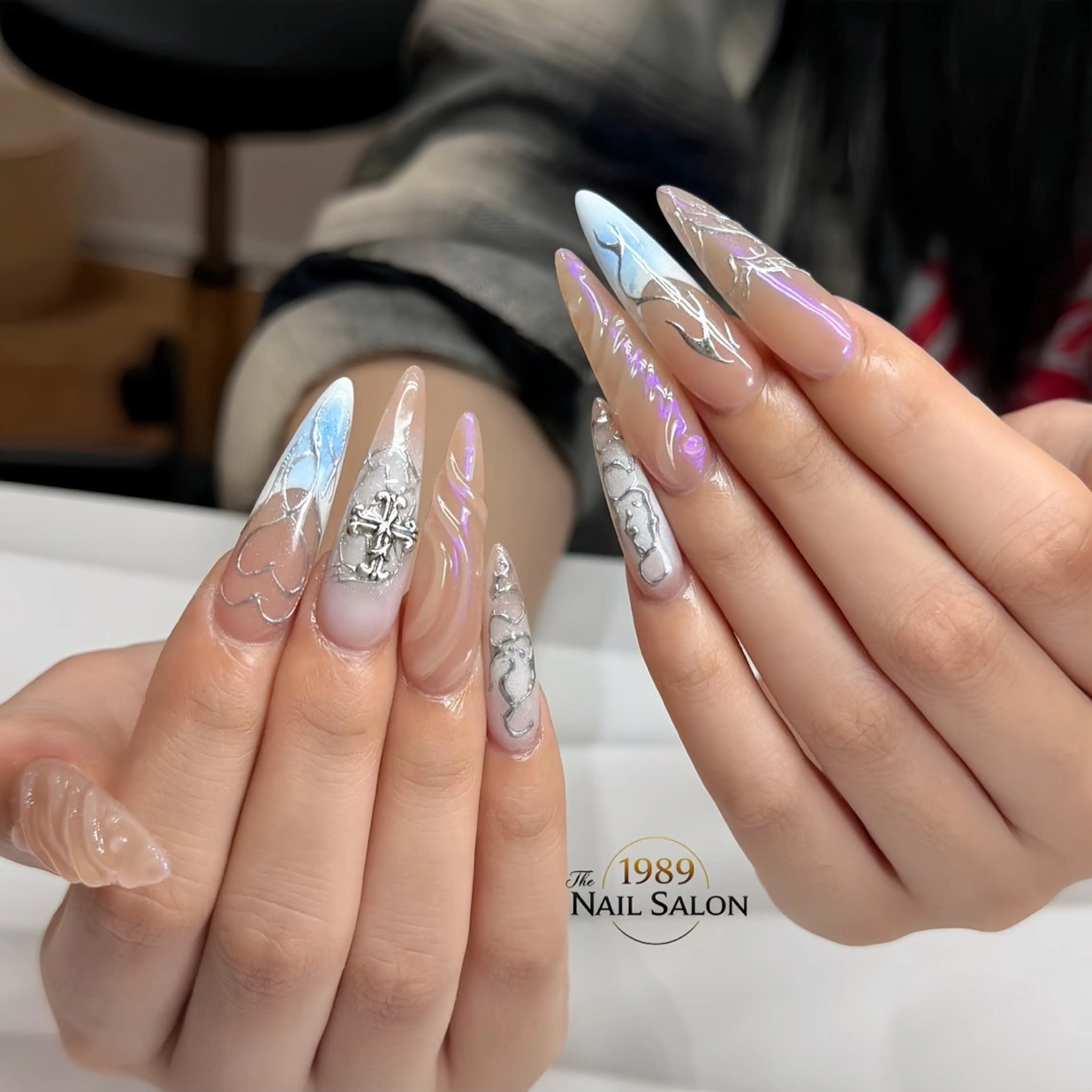 ネイル ロングネイル ハンドネイル The 1989 Nail Salonのネイルデザイン