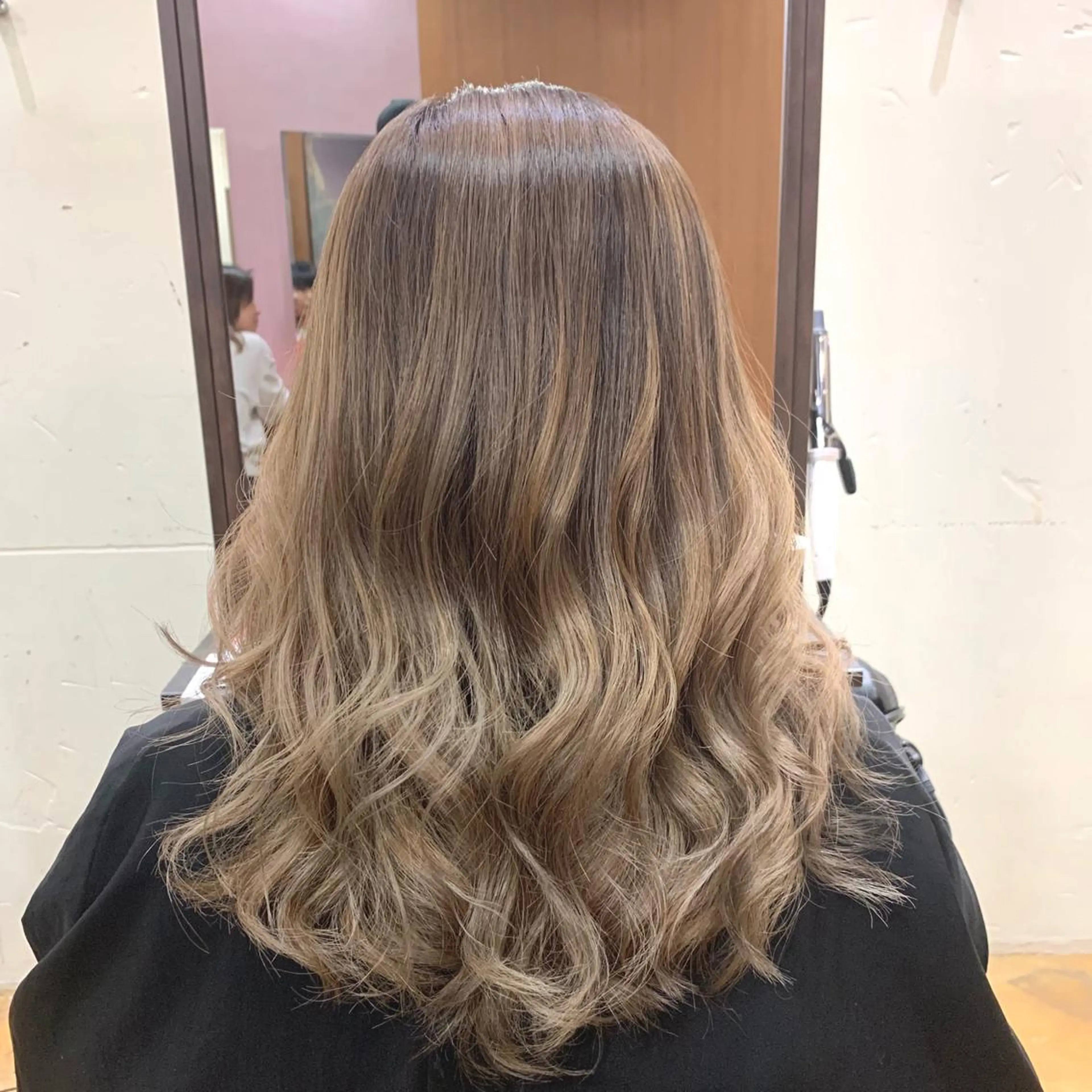 セミロング カラー 韓国レイヤーカット★ 小林大樹のヘアスタイル