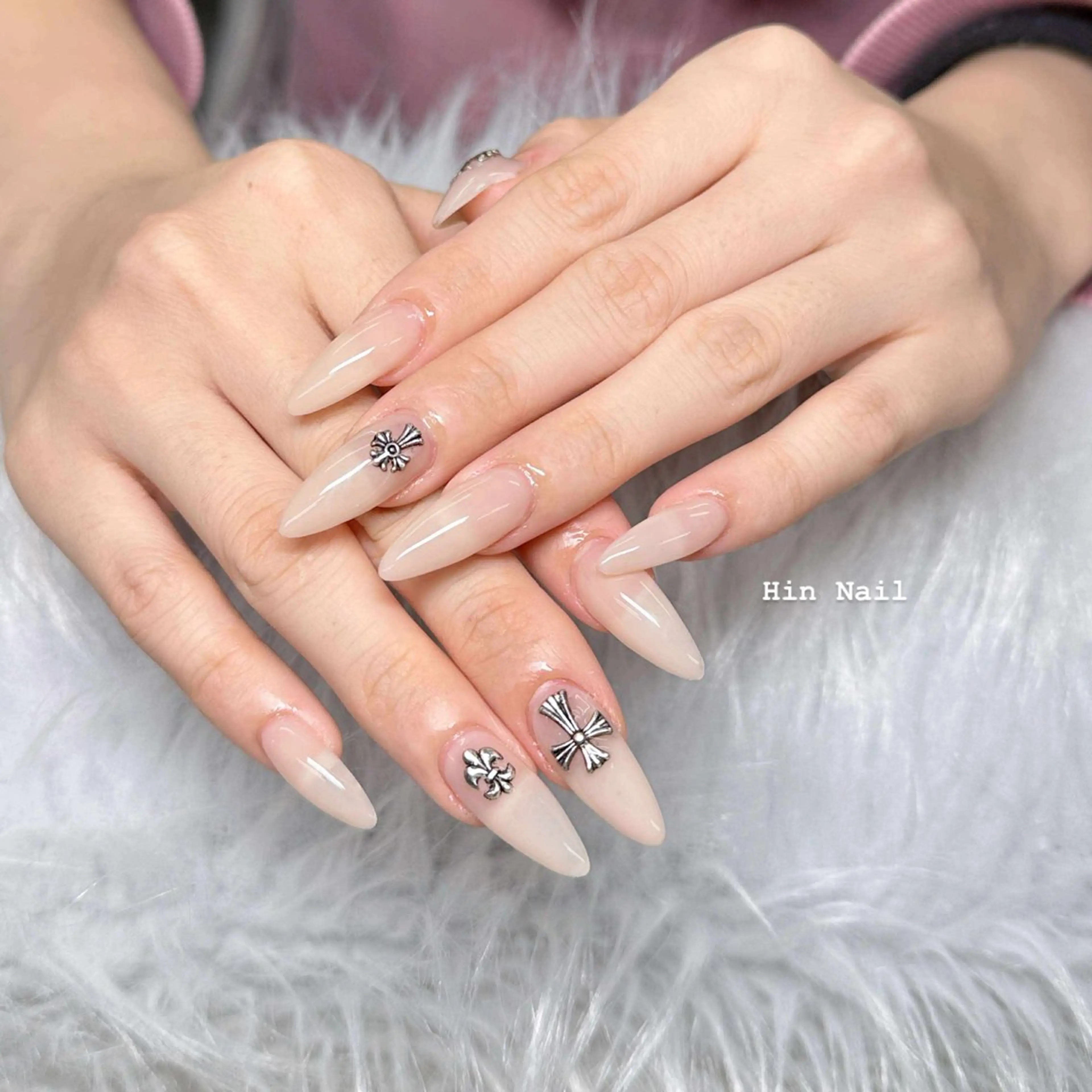 ネイル ハンドネイル HIN NAILのネイルデザイン