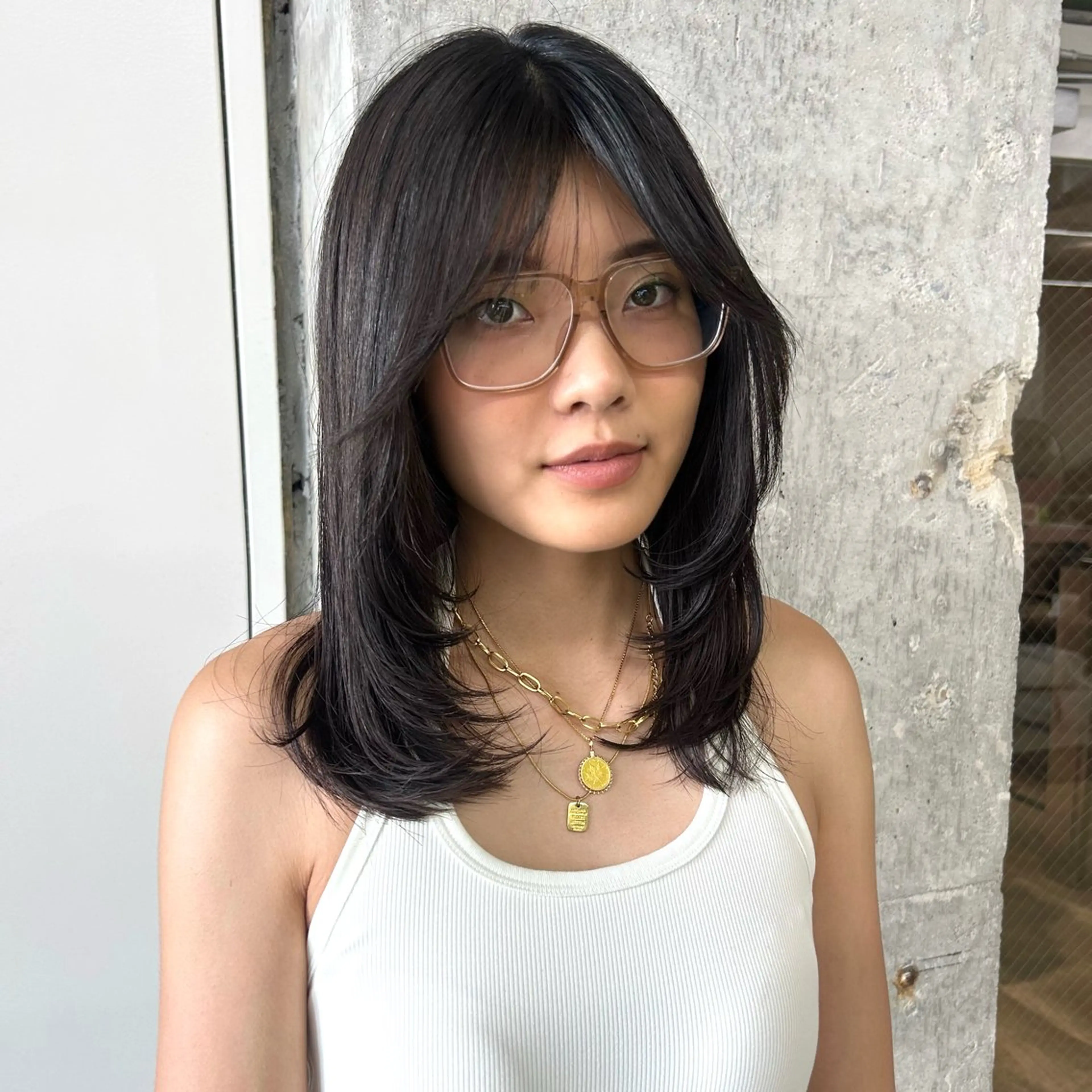 ミディアム カラー レイヤーカット カット ヘアカラー 伊藤ほのか/パーマ /酸性ストレートのヘアスタイル