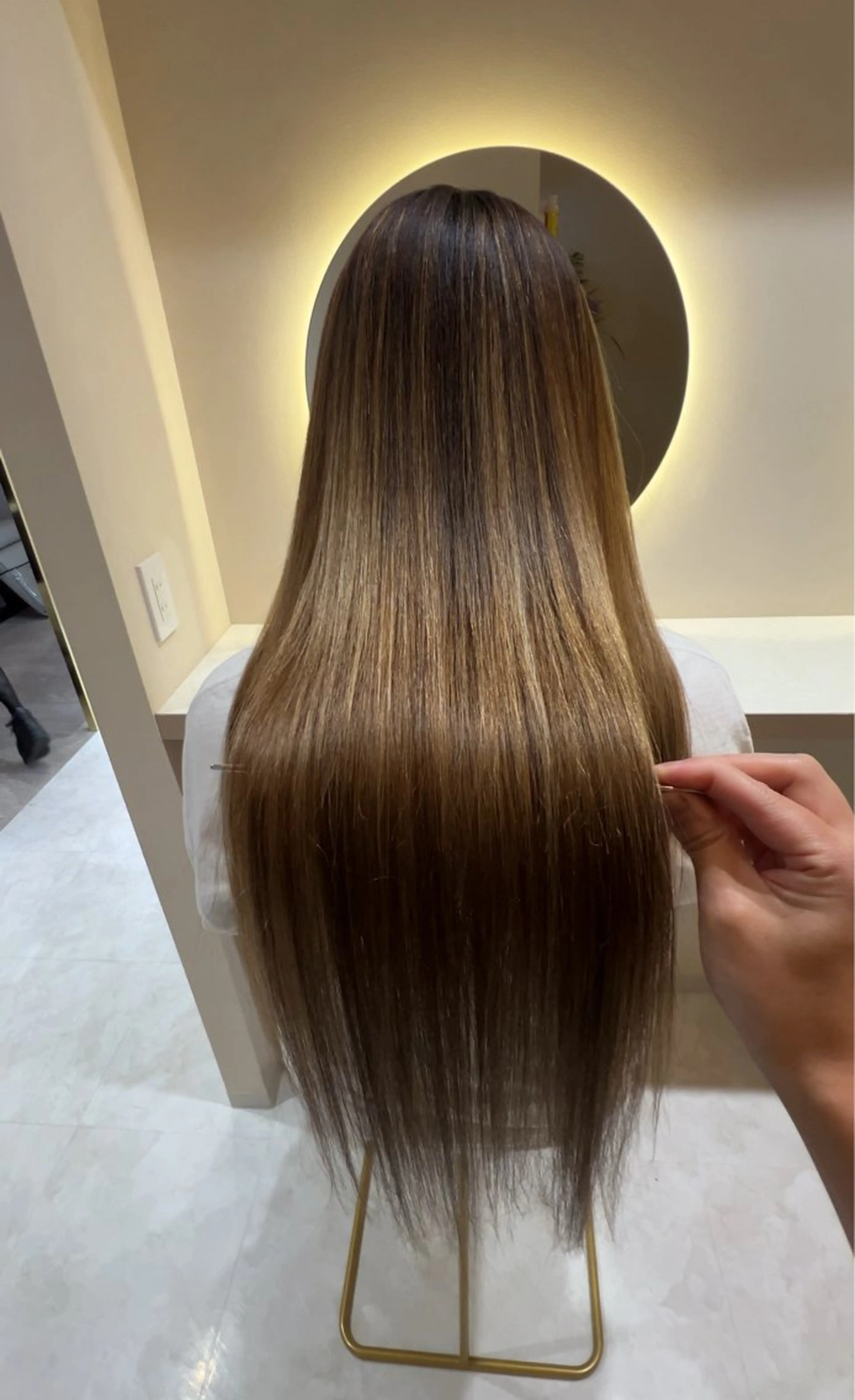 白髪のお悩み卒業🎓脱白髪染め✨白髪ぼかし+カラー【ハイライトまたはブリーチ】カットの写真