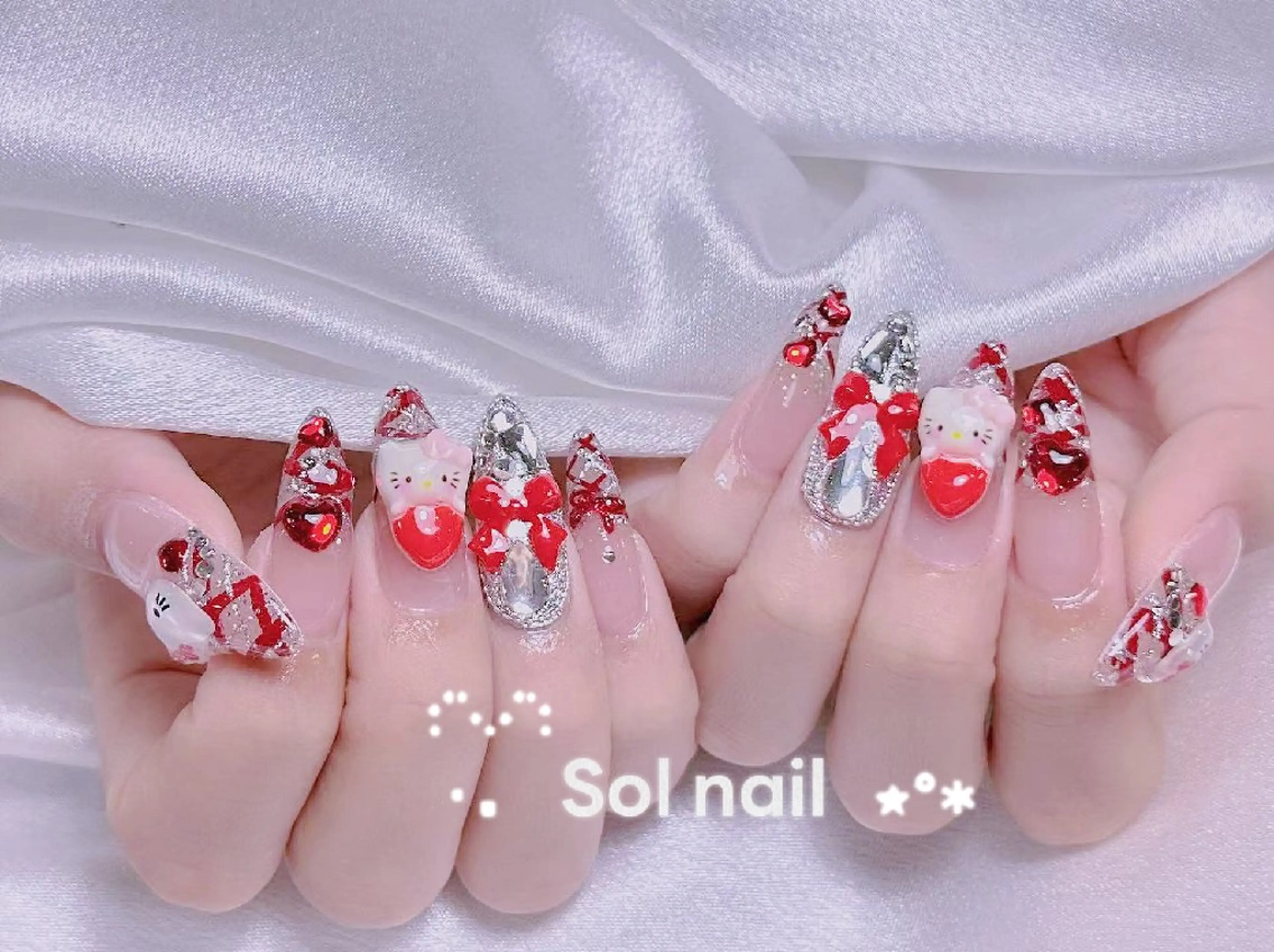 ネイル ハンドネイル ハンドケア Sol Nail ミネのネイルデザイン