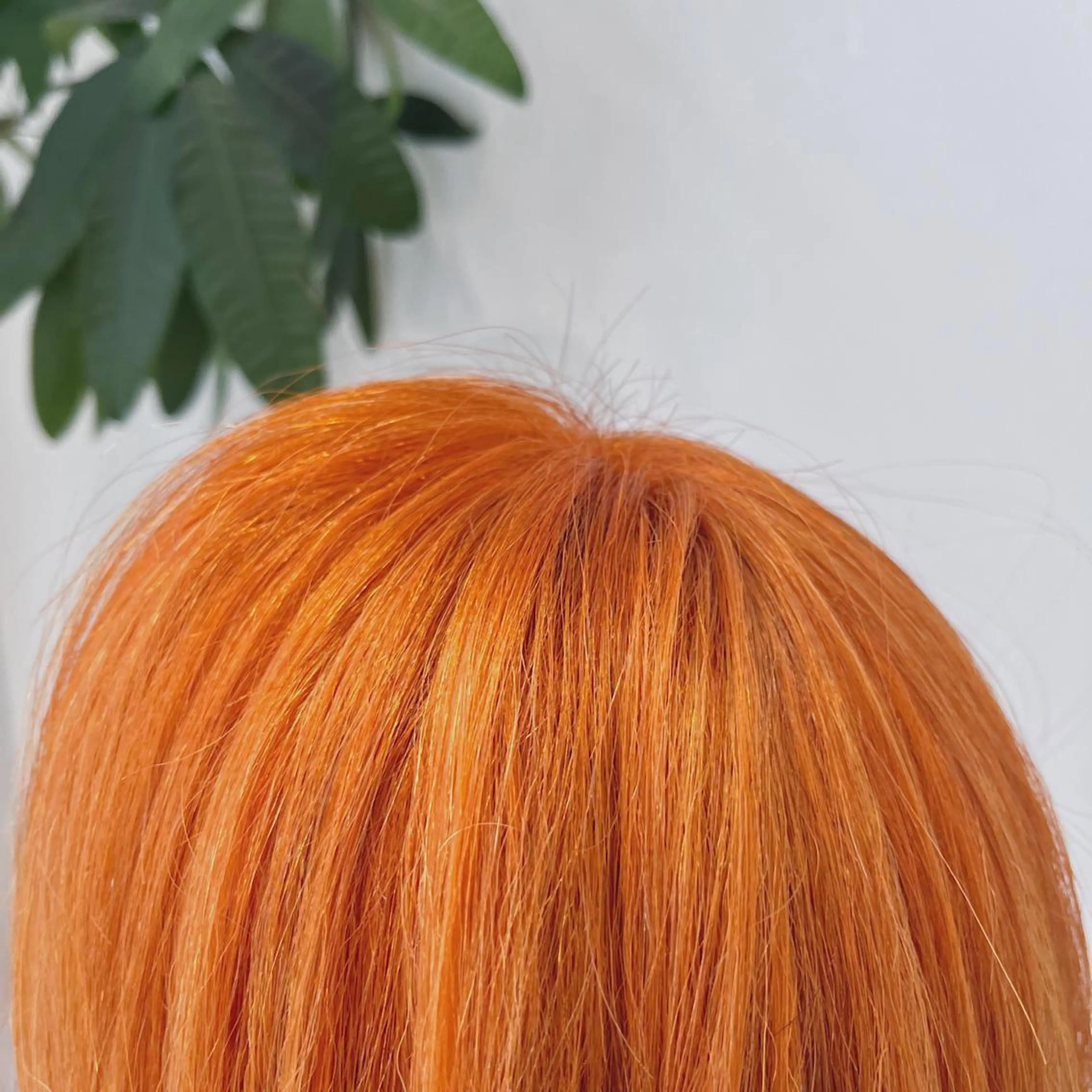 カラー ブリーチ オレンジ カンダ ケイタのヘアスタイル