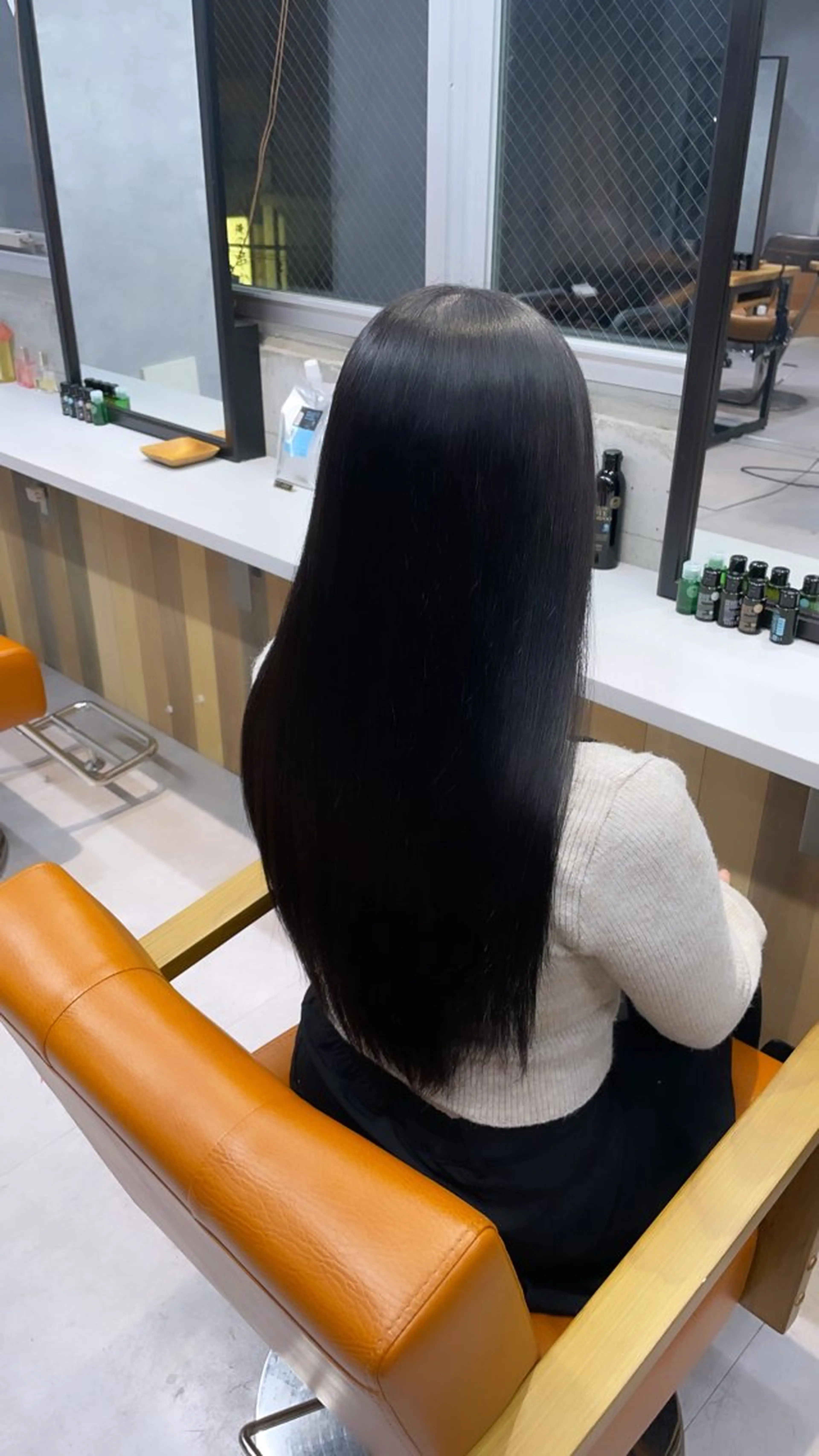 ロング 縮毛矯正 ✨美髪専門✨ワタナベ 髪質改善のヘアスタイル