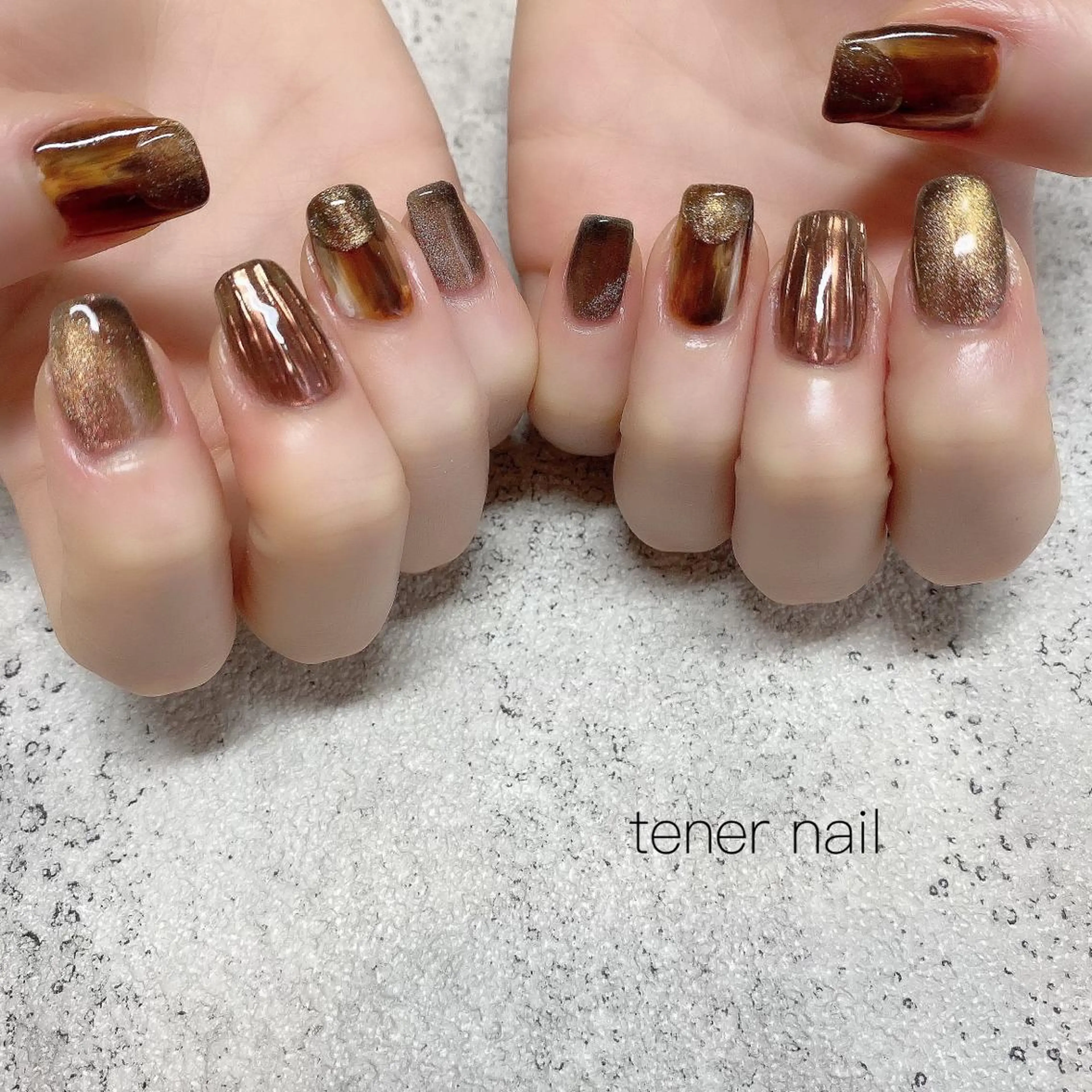 ネイル ブラウン ニュアンスネイル テネルネイル tener nailのネイルデザイン