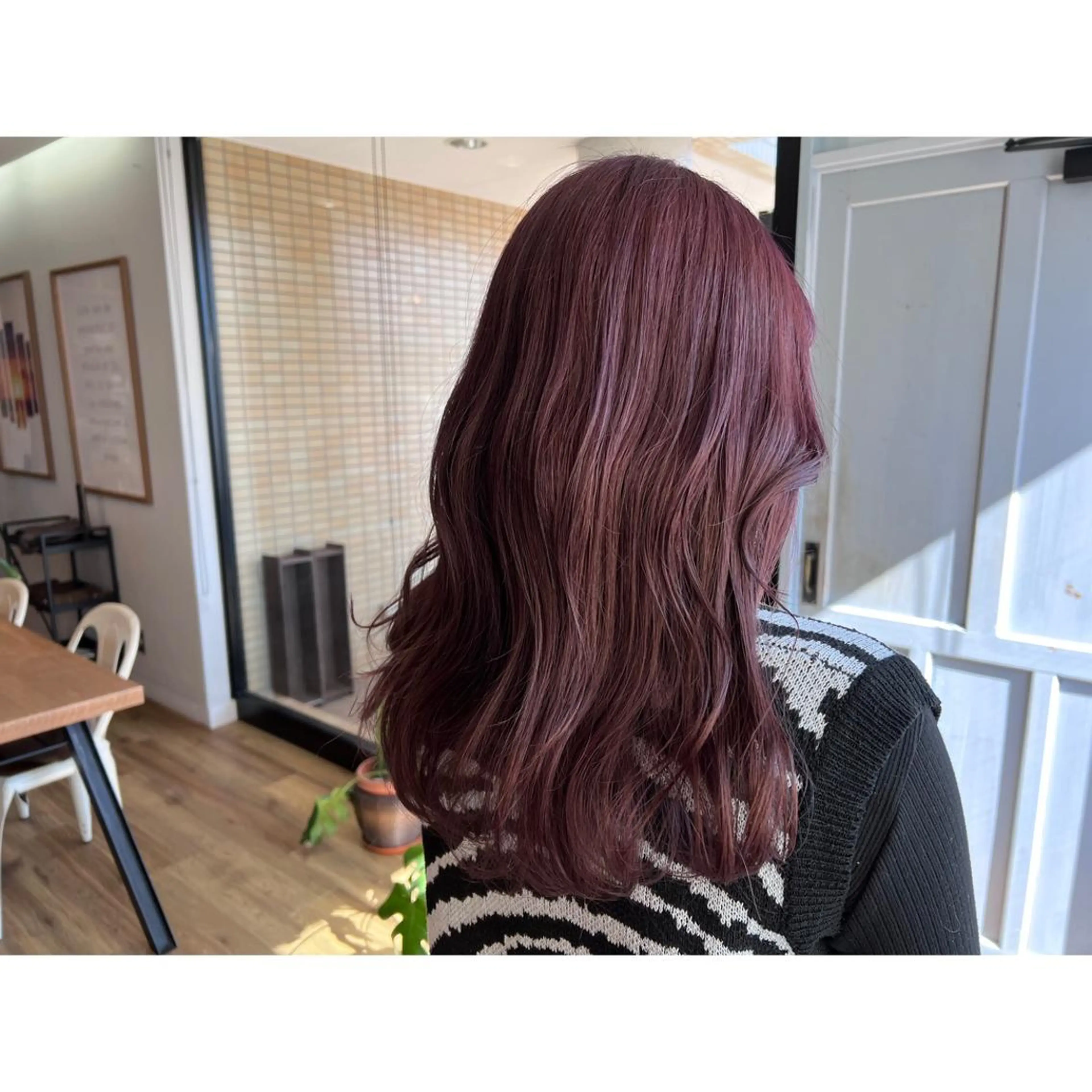 セミロング カラー バイオレットカラー ヘアカラー トリートメント ツキダテ ユイのヘアスタイル