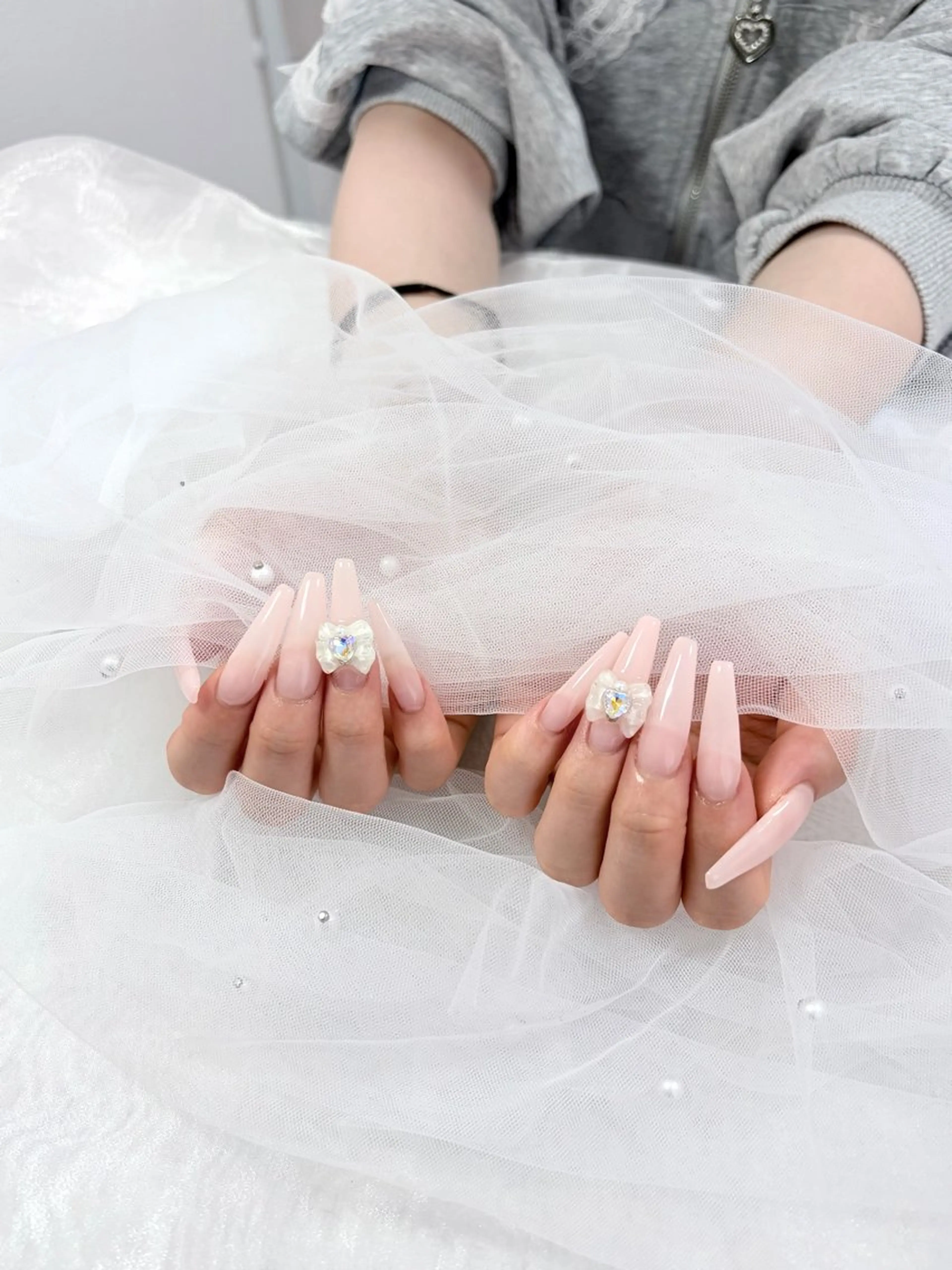 ネイル ハンドネイル akari🎀 京橋 ARRINEのネイルデザイン