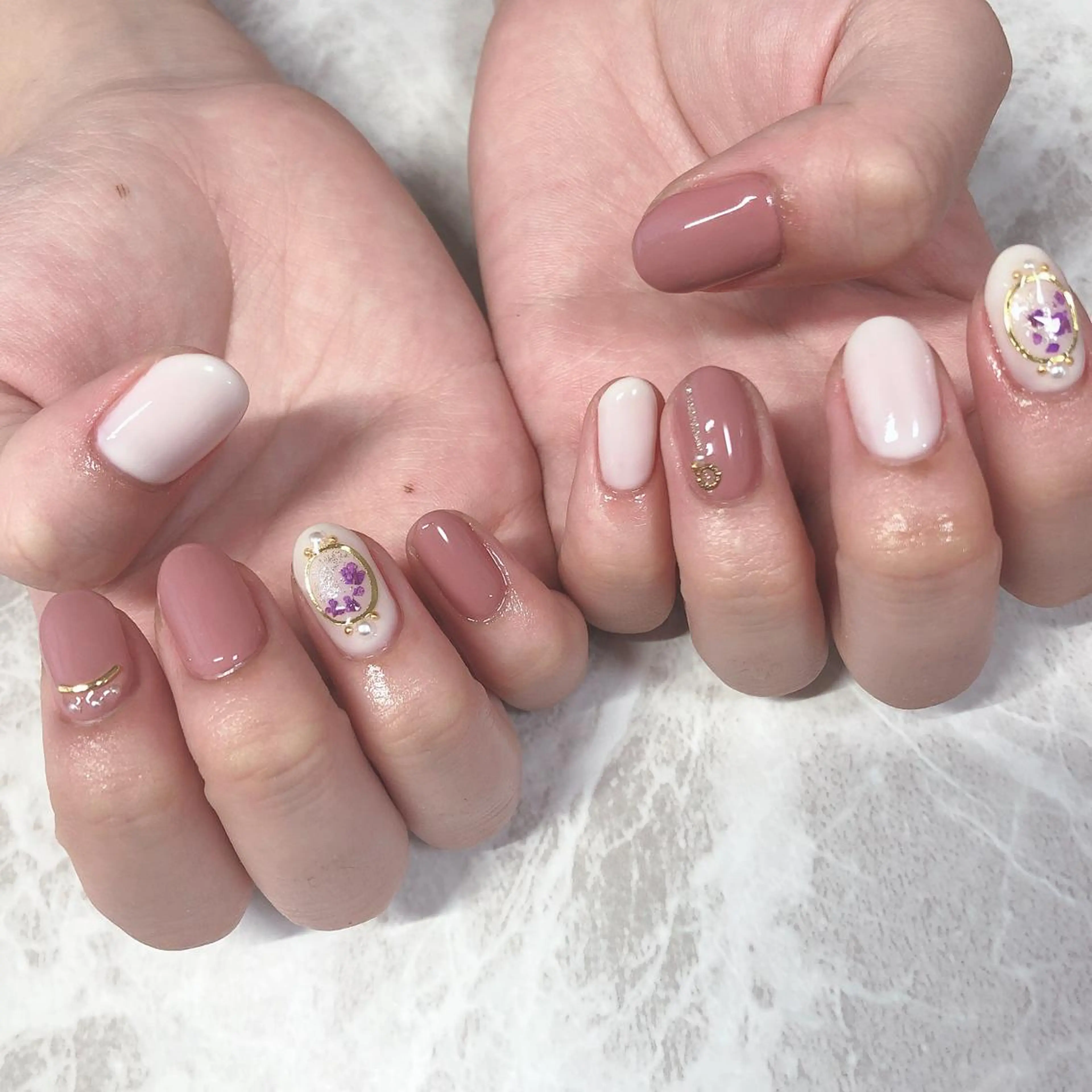 ネイル ハンドネイル 西岡 杏のネイルデザイン