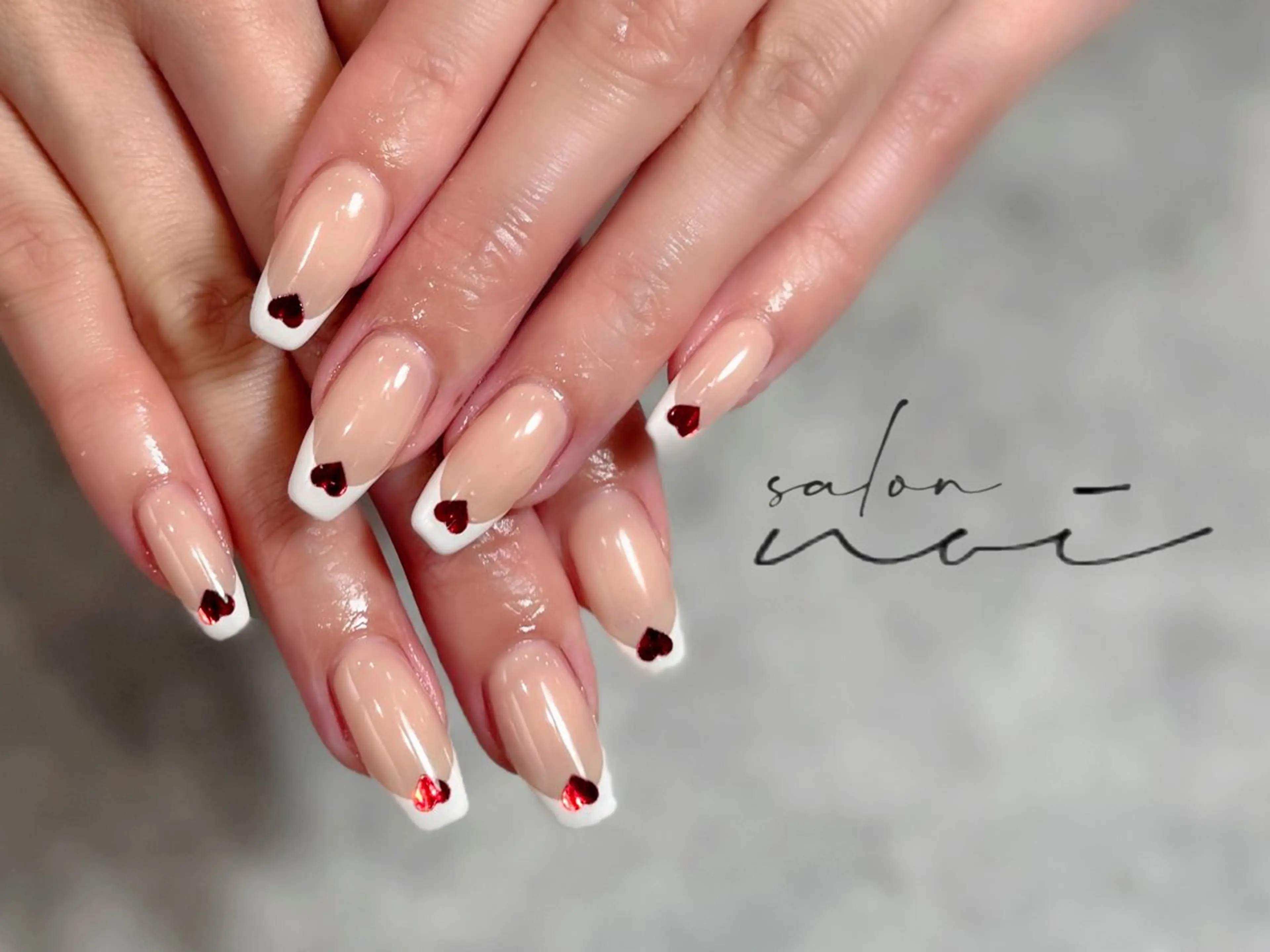 ネイル フレンチネイル ハンドネイル salon noi所属・salon noiのネイルデザイン