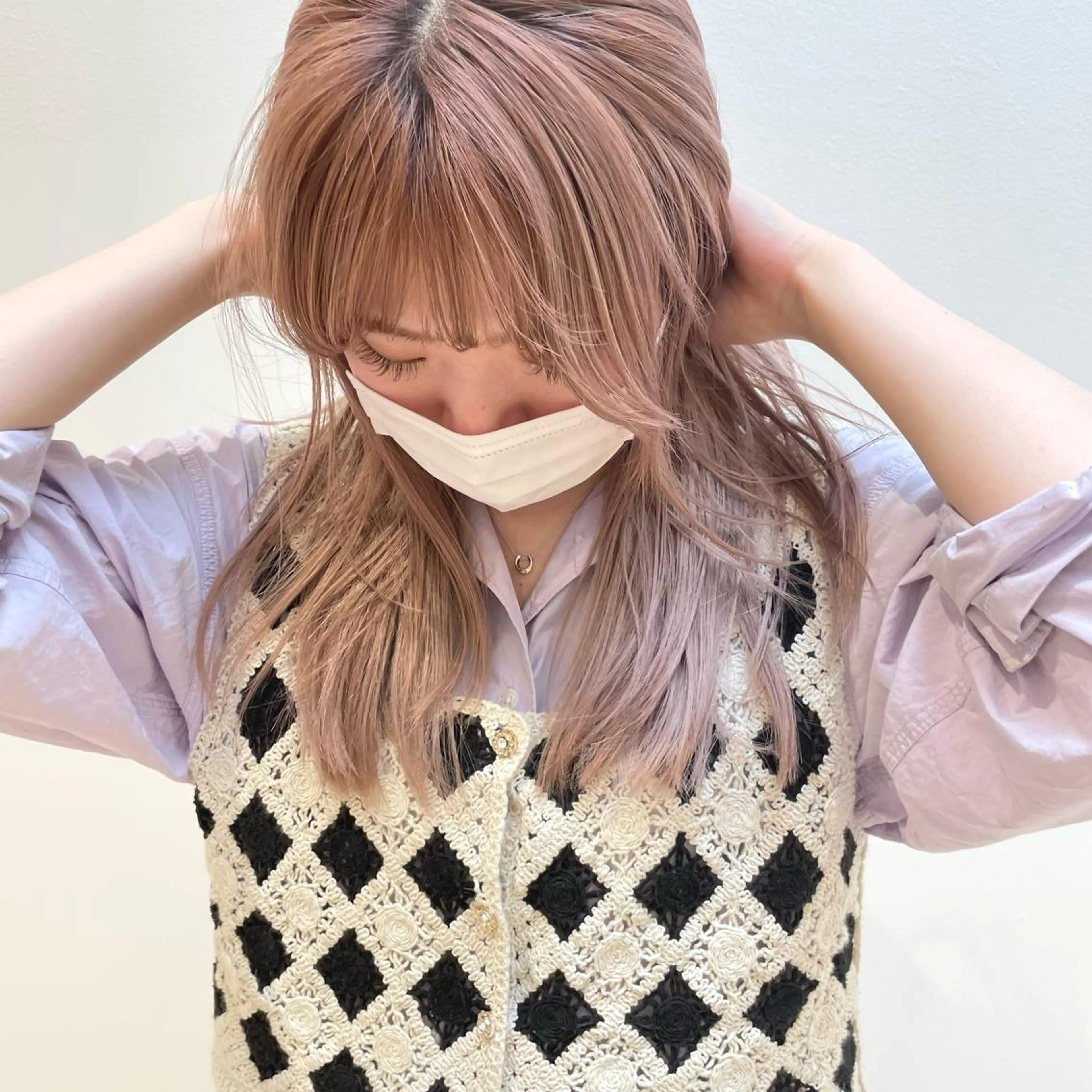 セミロング カラー カット レイヤー/ハイトーン 🫧‪Erikaのヘアスタイル