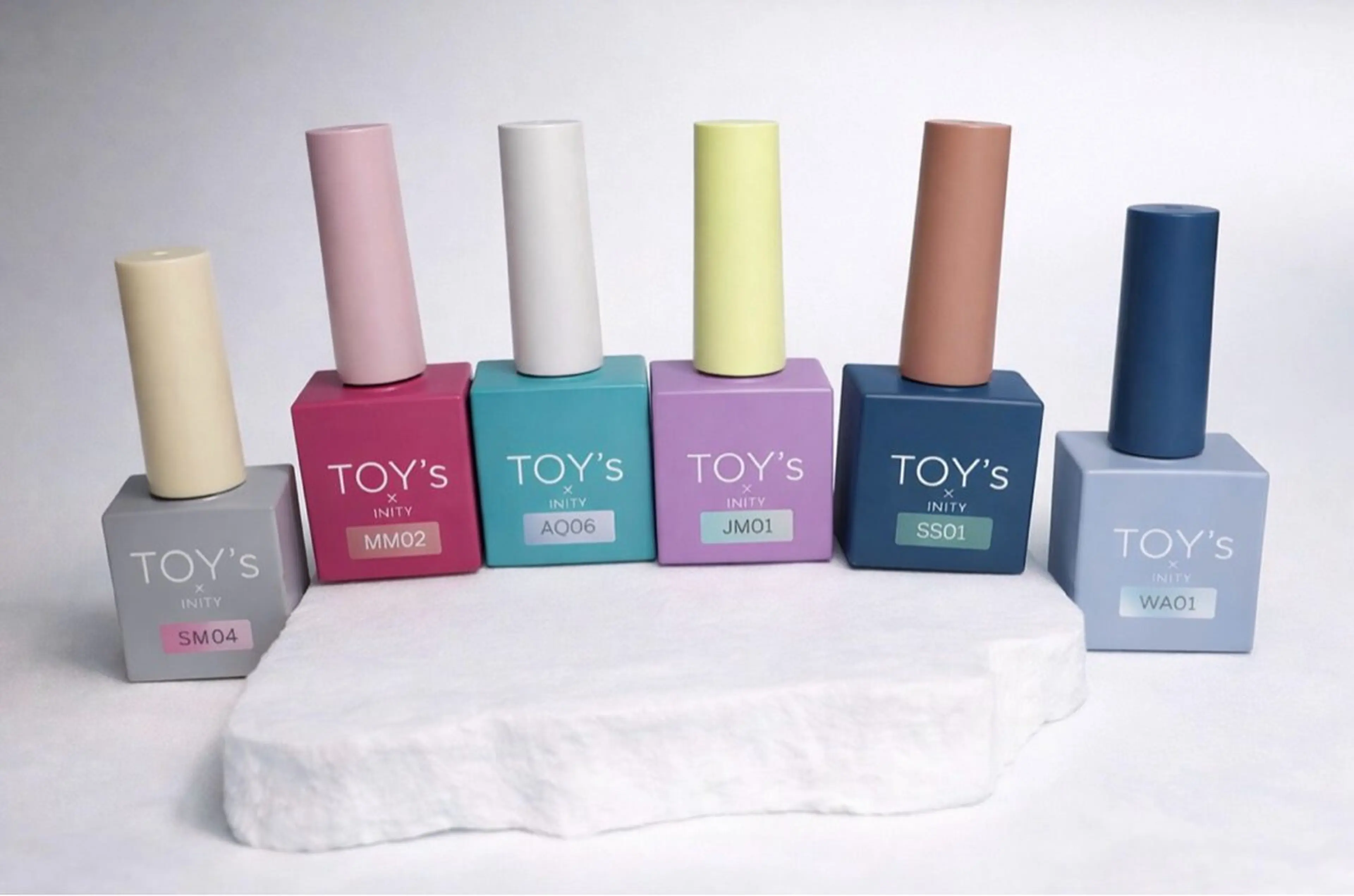 ネイル マグネットネイル sizuha🩵 Riccoのネイルデザイン