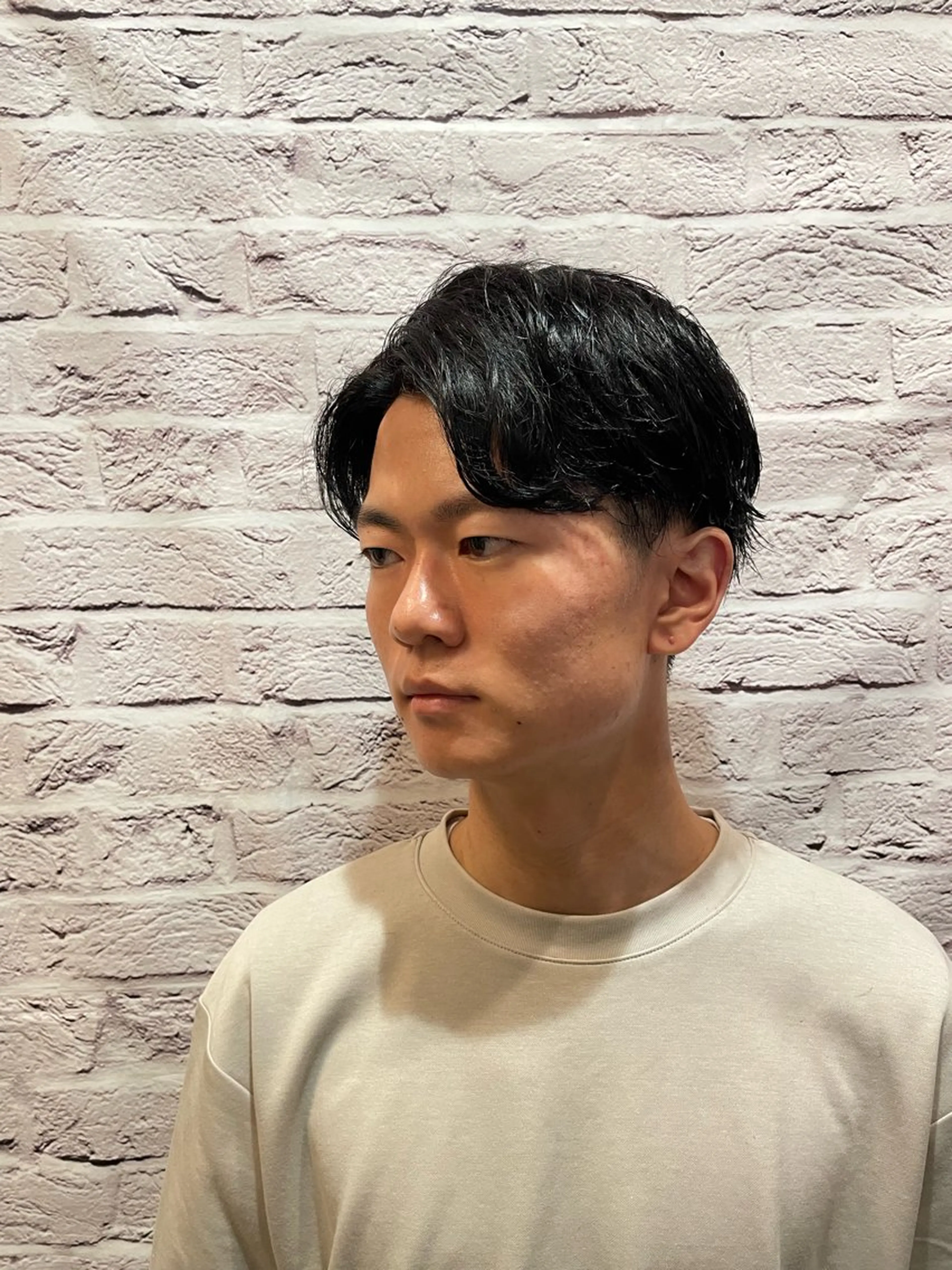 ミディアム メンズ カット 無料メンズカット❗️ 岡本晟我のヘアスタイル