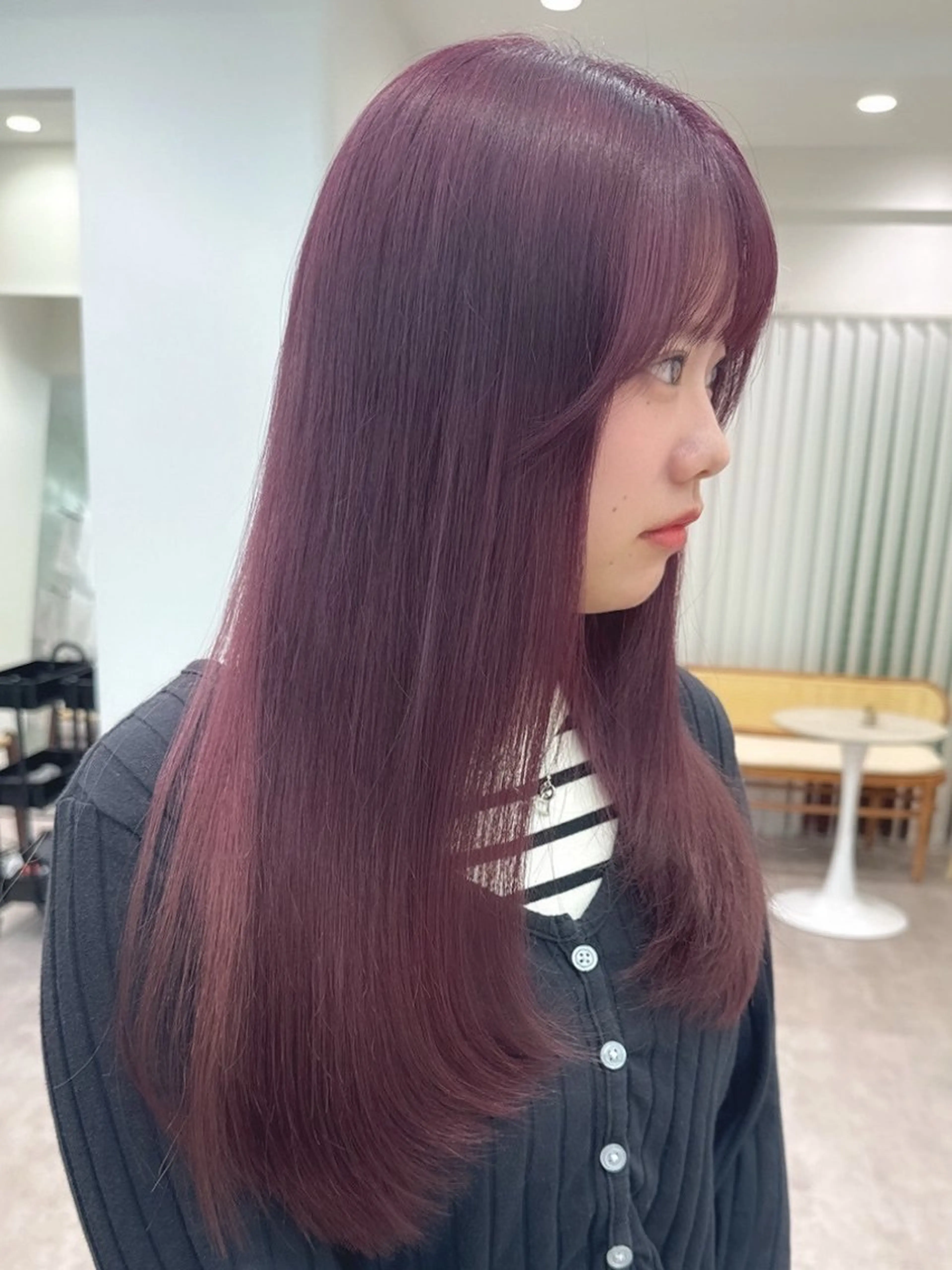 ロング カラー ヘアアレンジ ブリーチ ダブルカラー イヤリングカラー イルミナカラー ブリーチなしカラー 立川レイヤー 透明感カラーaoiのヘアスタイル