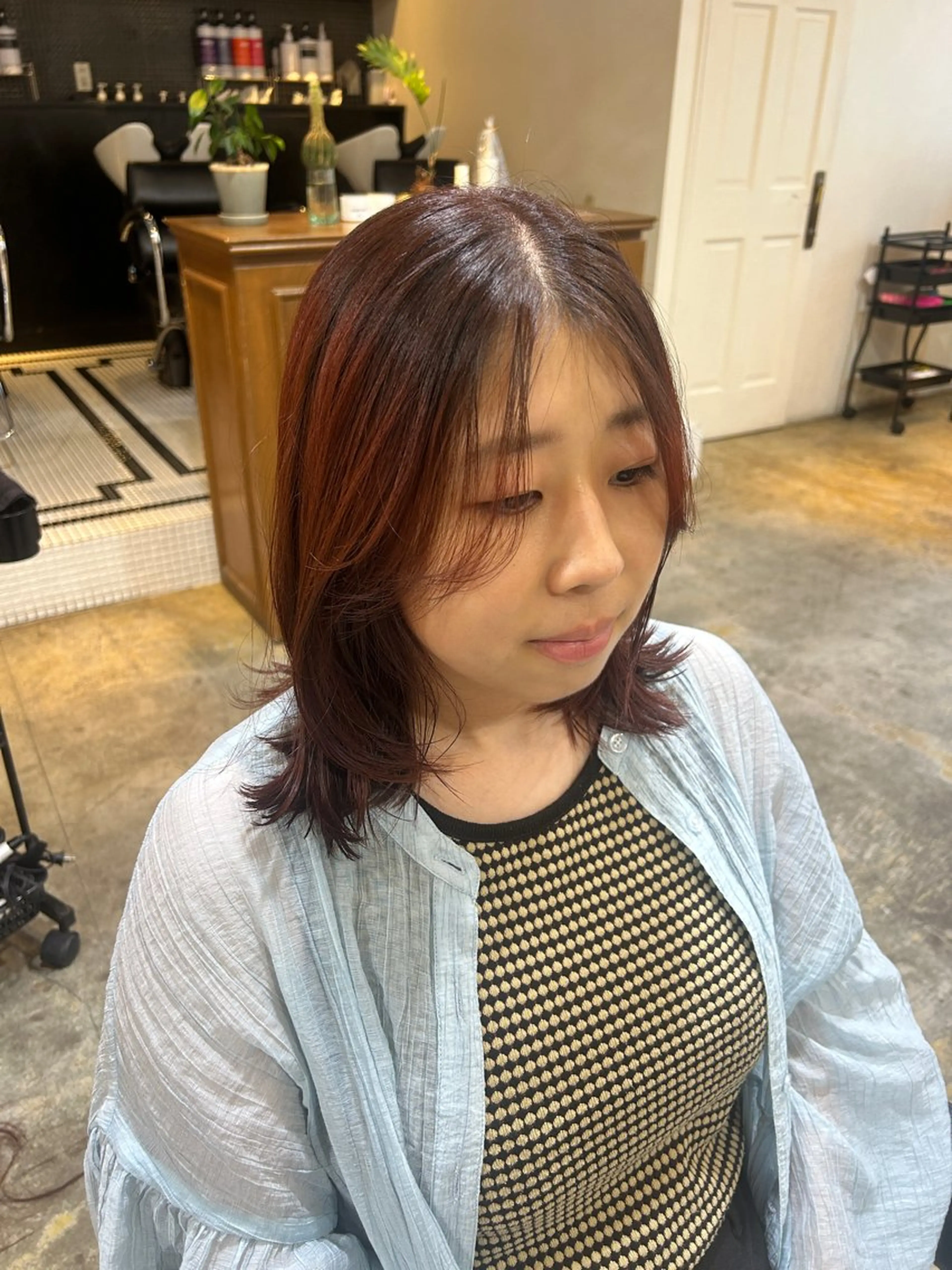 ミディアム カラー カット ヘアカラー ナチュラル大人っぽい スタイル　MAORIのヘアスタイル