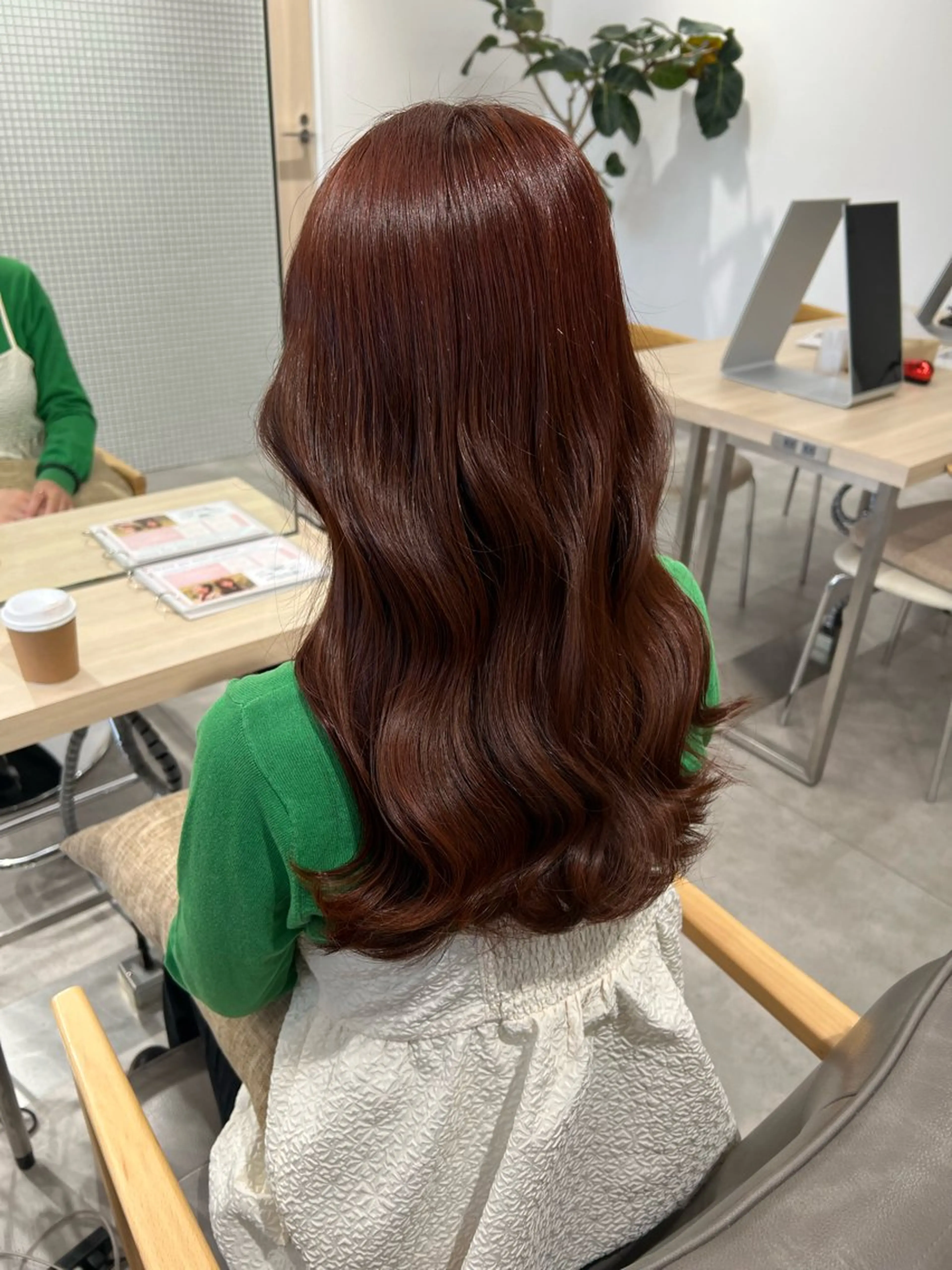 セミロング カラー MIHA 🍀✩.*˚のヘアスタイル